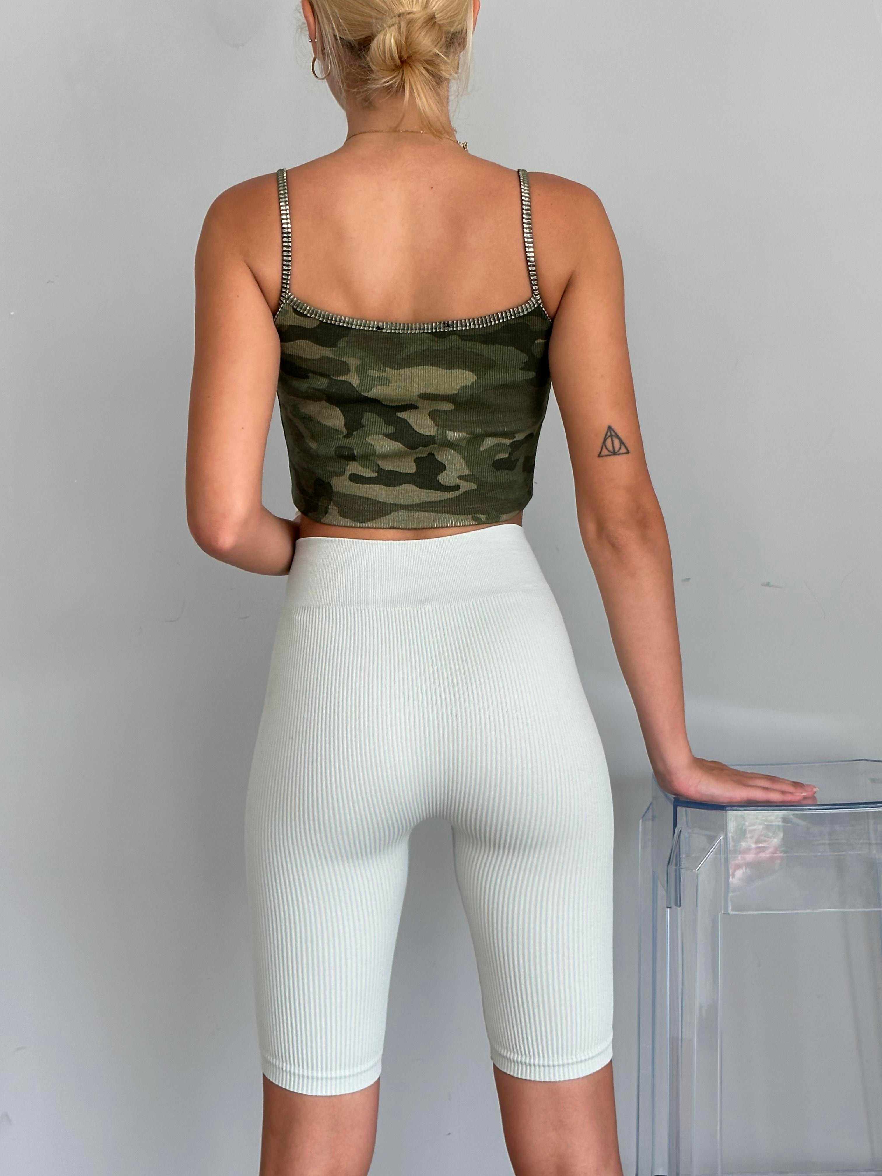 Kamuflaj Desen Kısa Crop Haki Yeşil