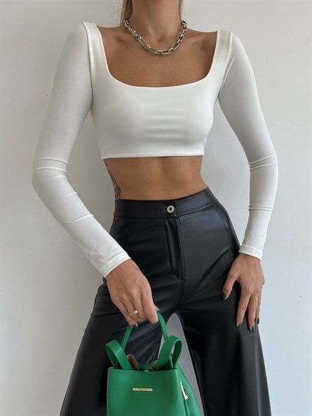 Kare Yaka Crop Beyaz