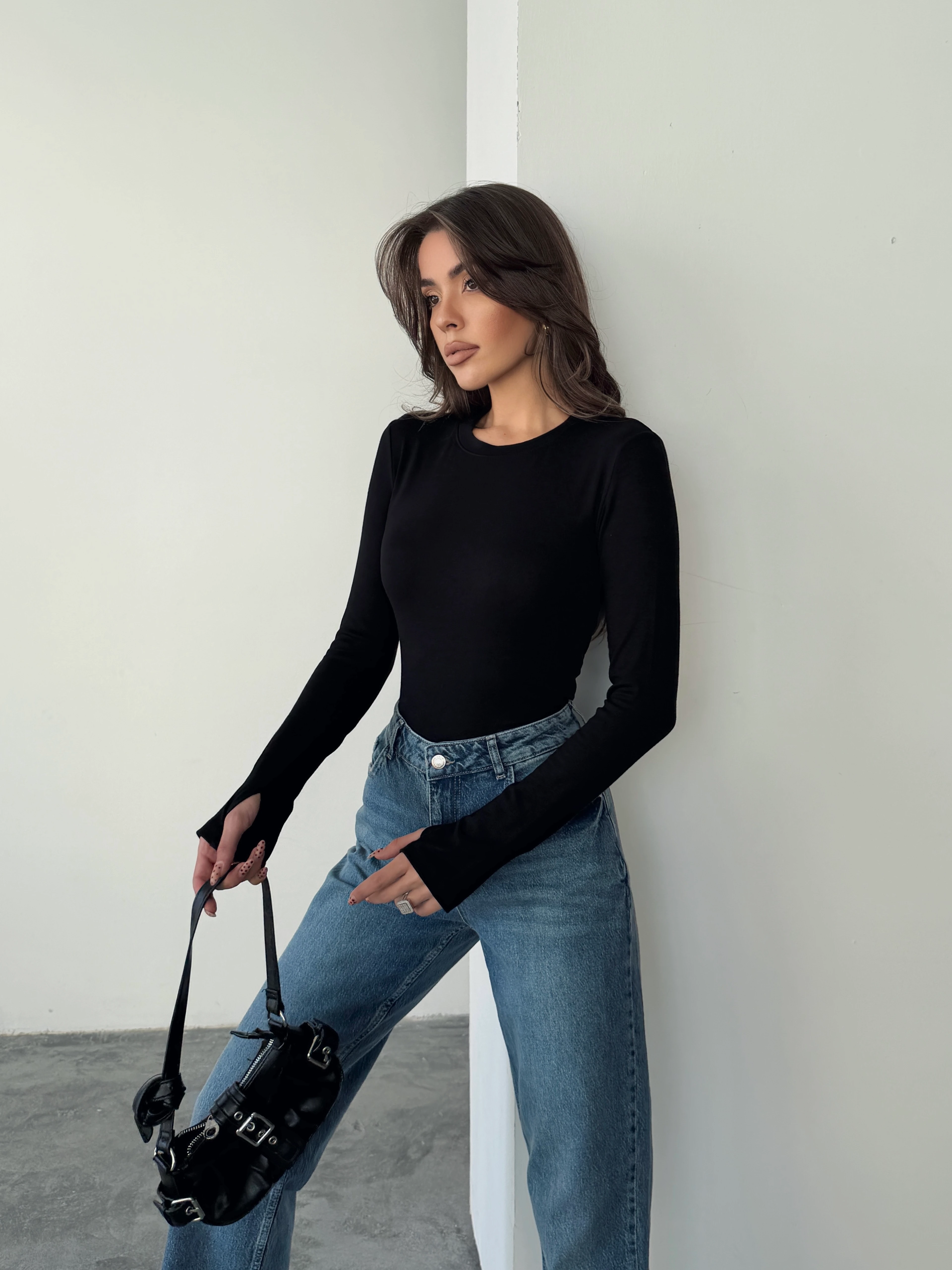 Parmak Geçirmeli Bluz - Black