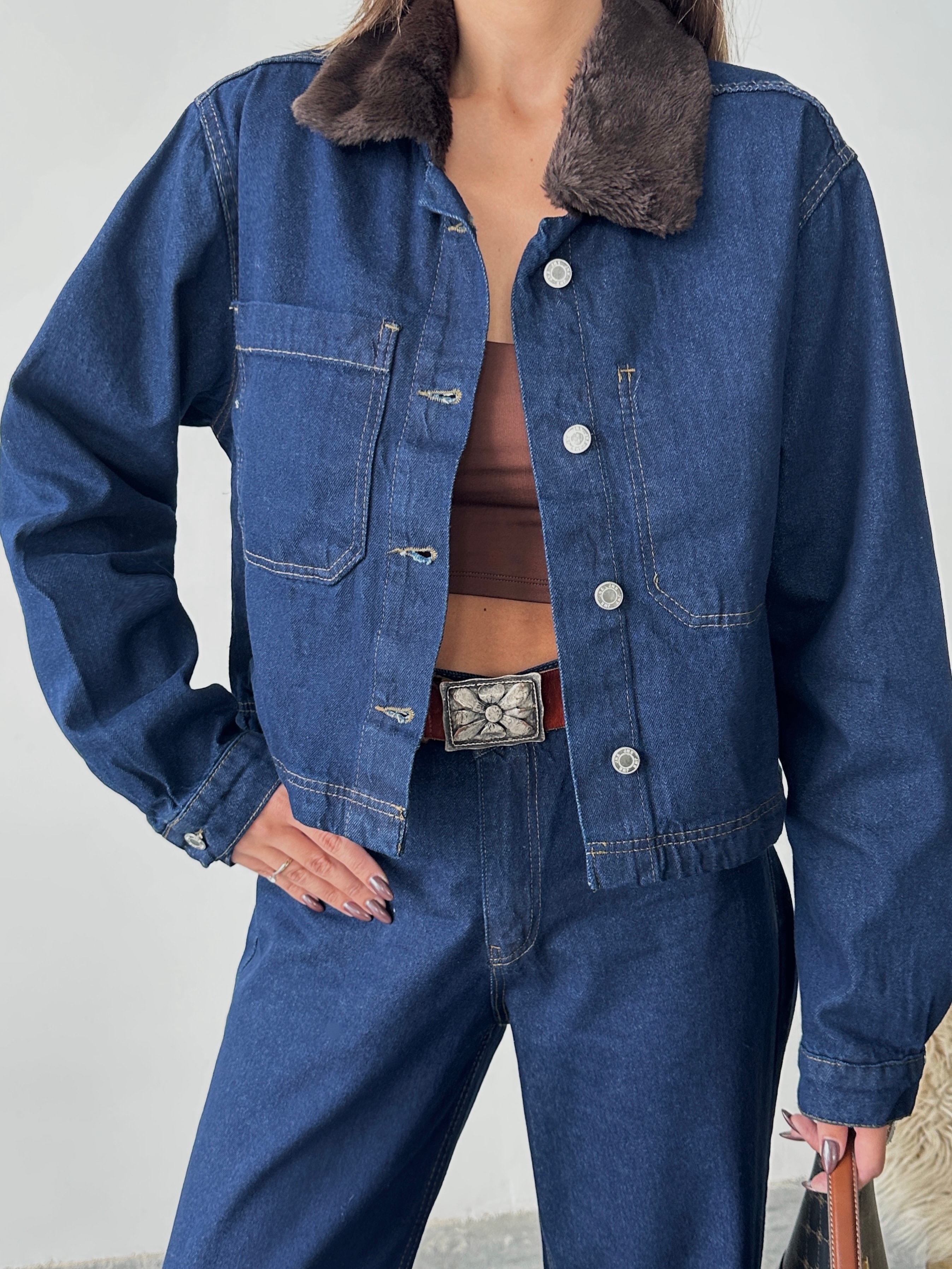 Yakası Kürklü Denim Takım