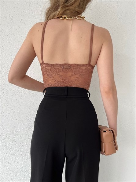 Sırt Dantel Detay Askılı Crop Kahverengi