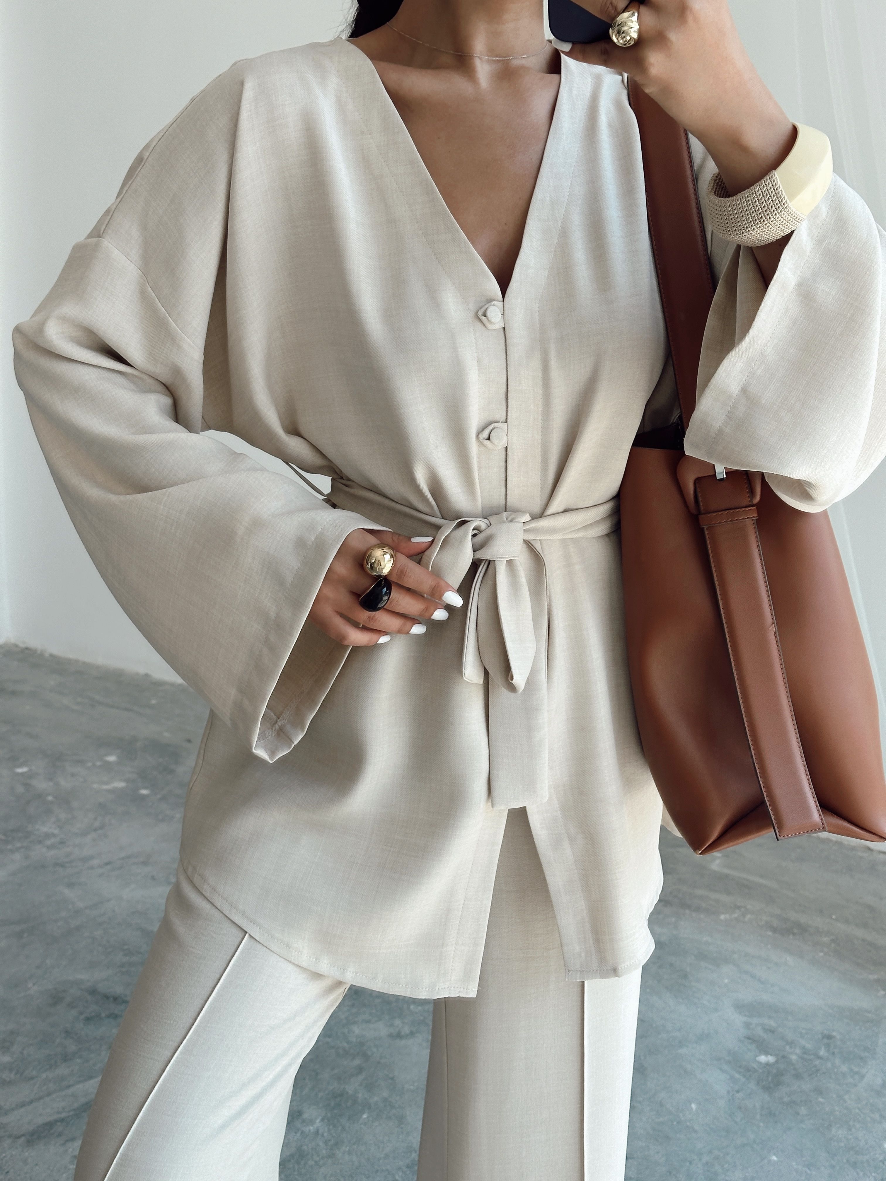 Düğme Detay Kuşaklı Kimono Takım - Krem