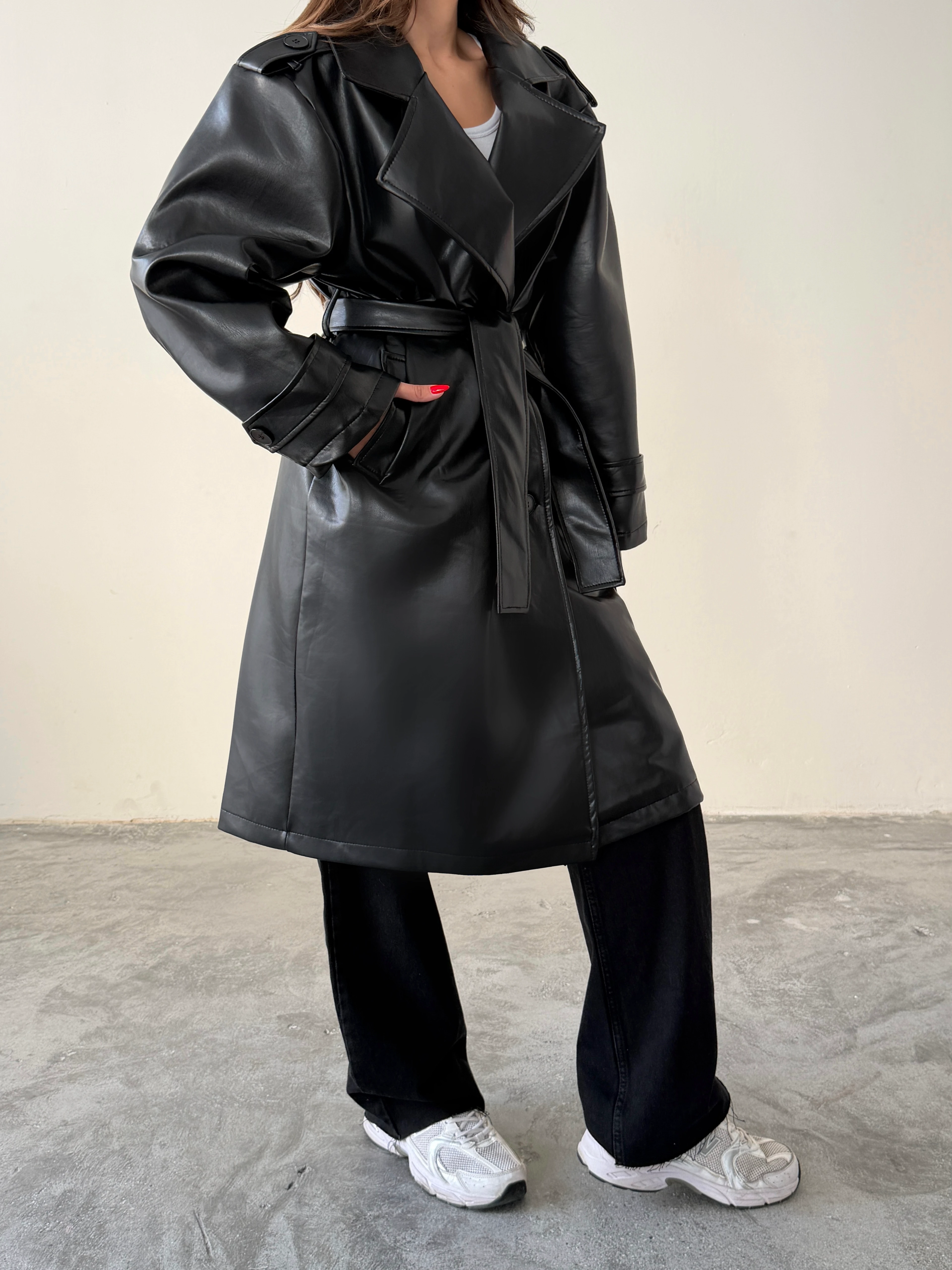 Apolet Detaylı Deri Trençkot - Black