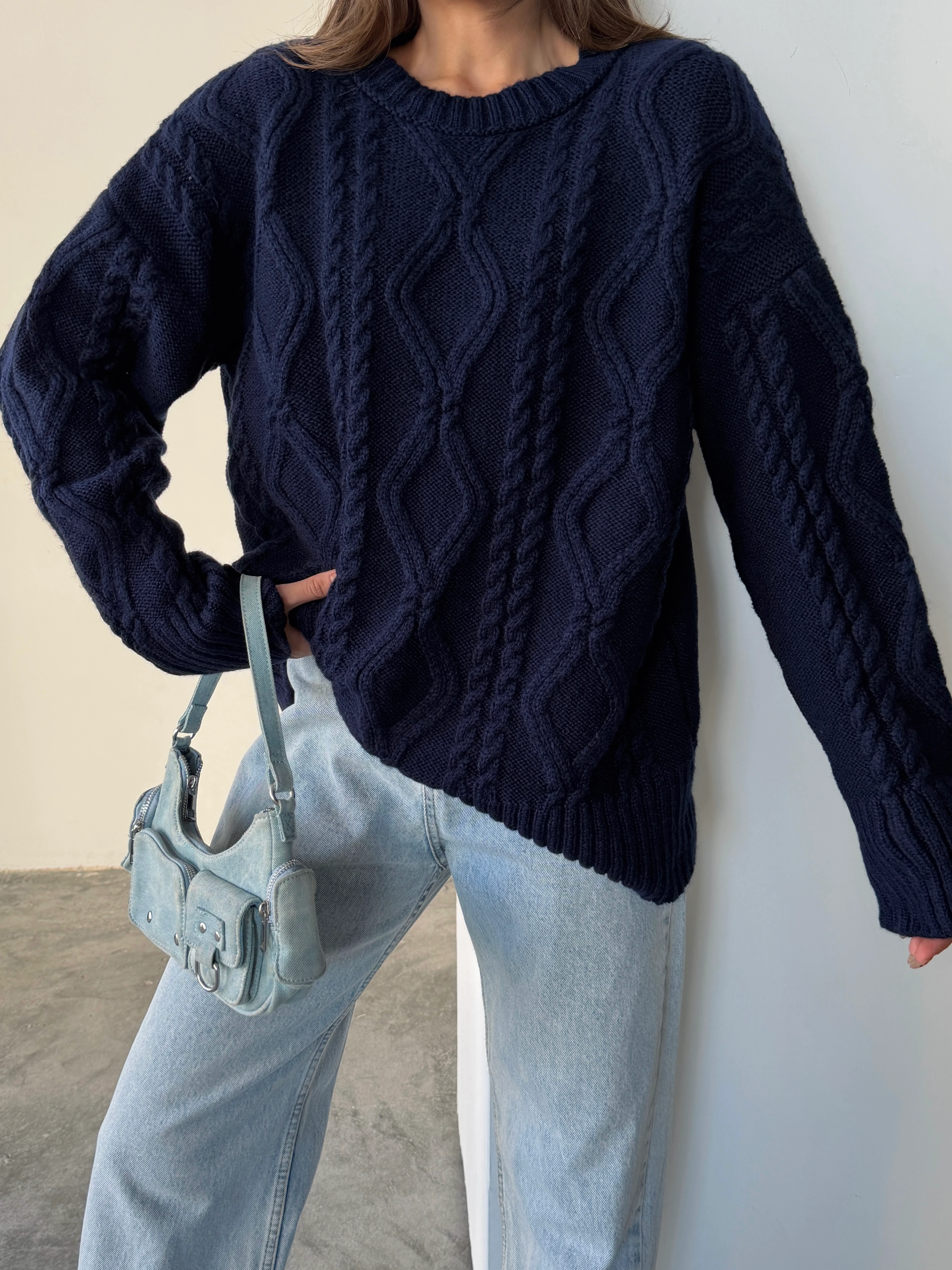 Saç Örgü Desenli Yıkamalı Triko - Lacivert