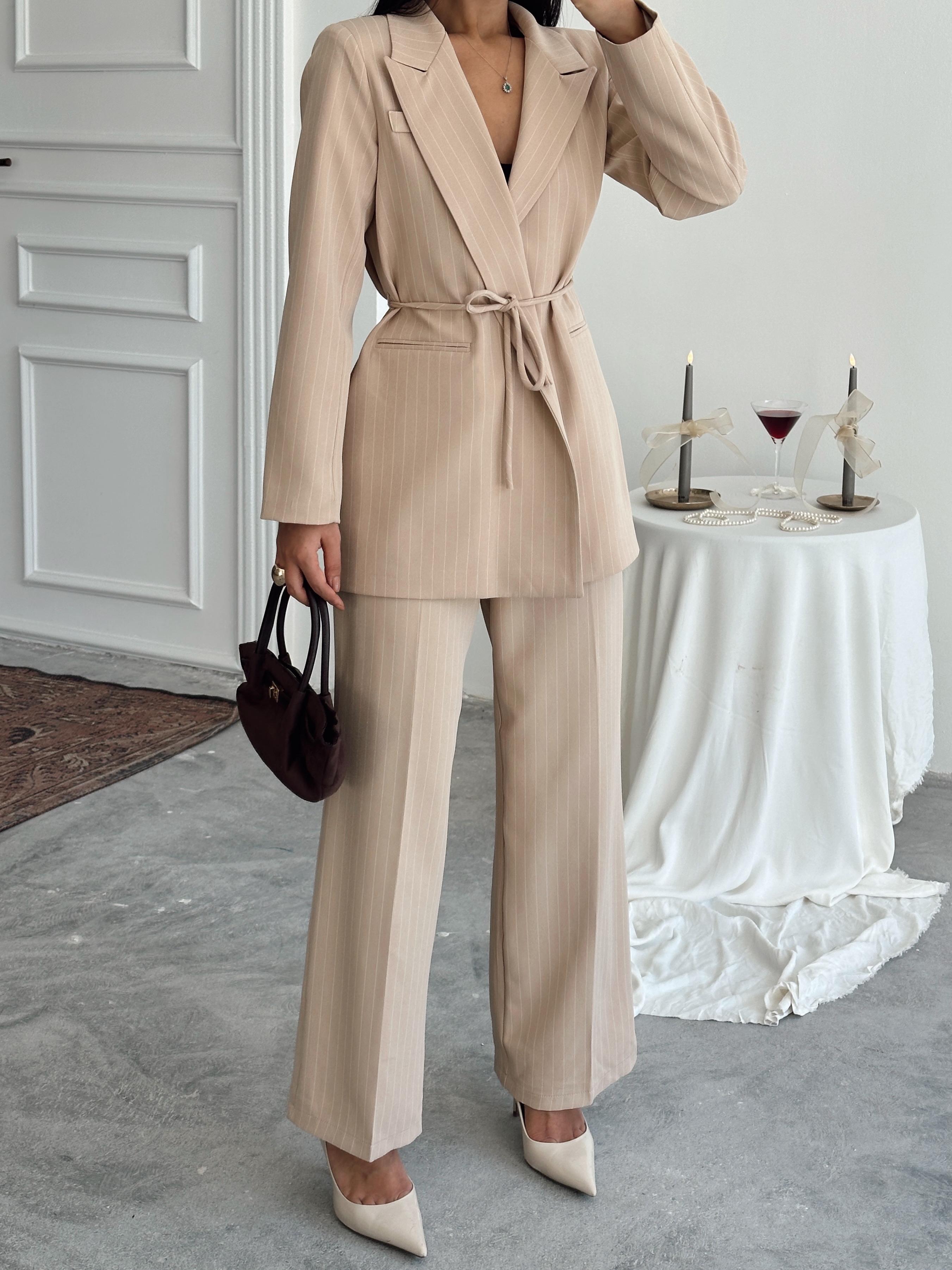 Bel Bağlama Line Blazer Ceket - Bej