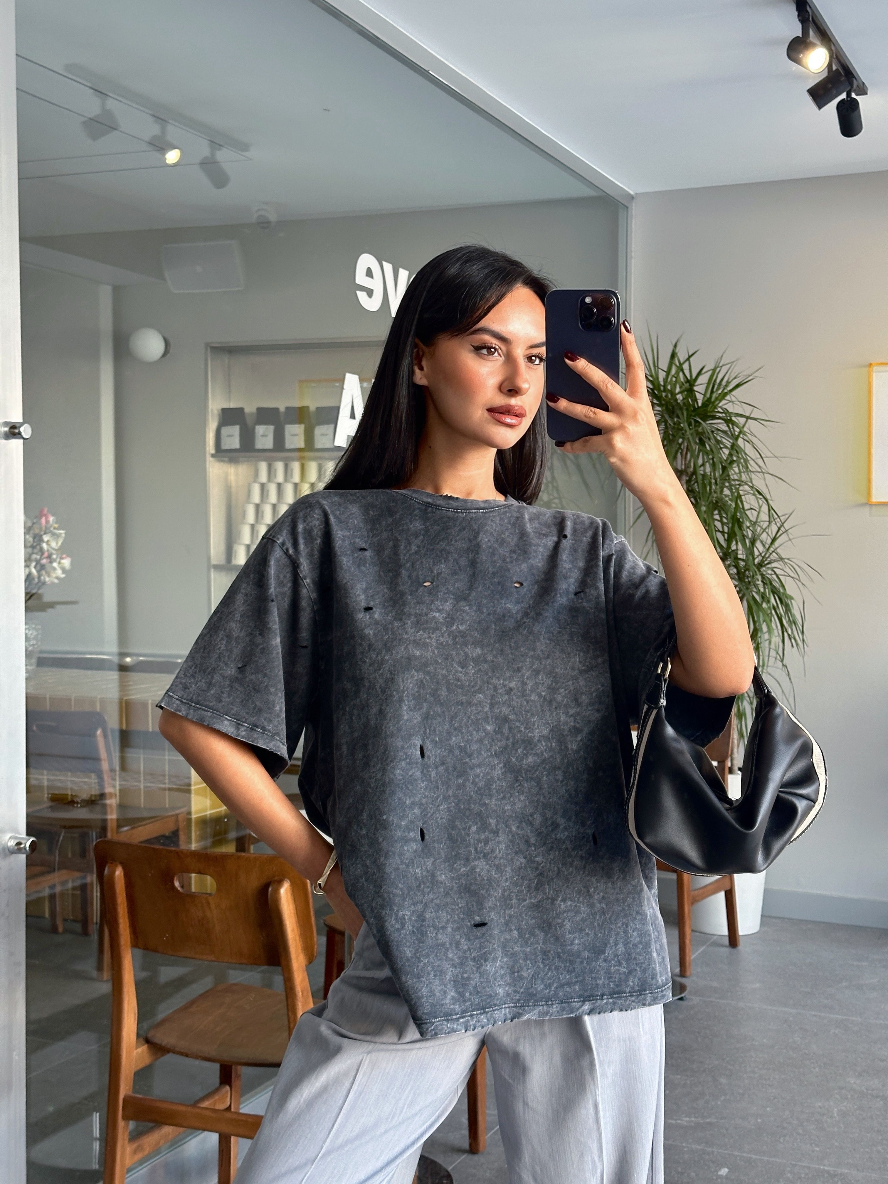 Delikli Yıkama T-shirt - Füme