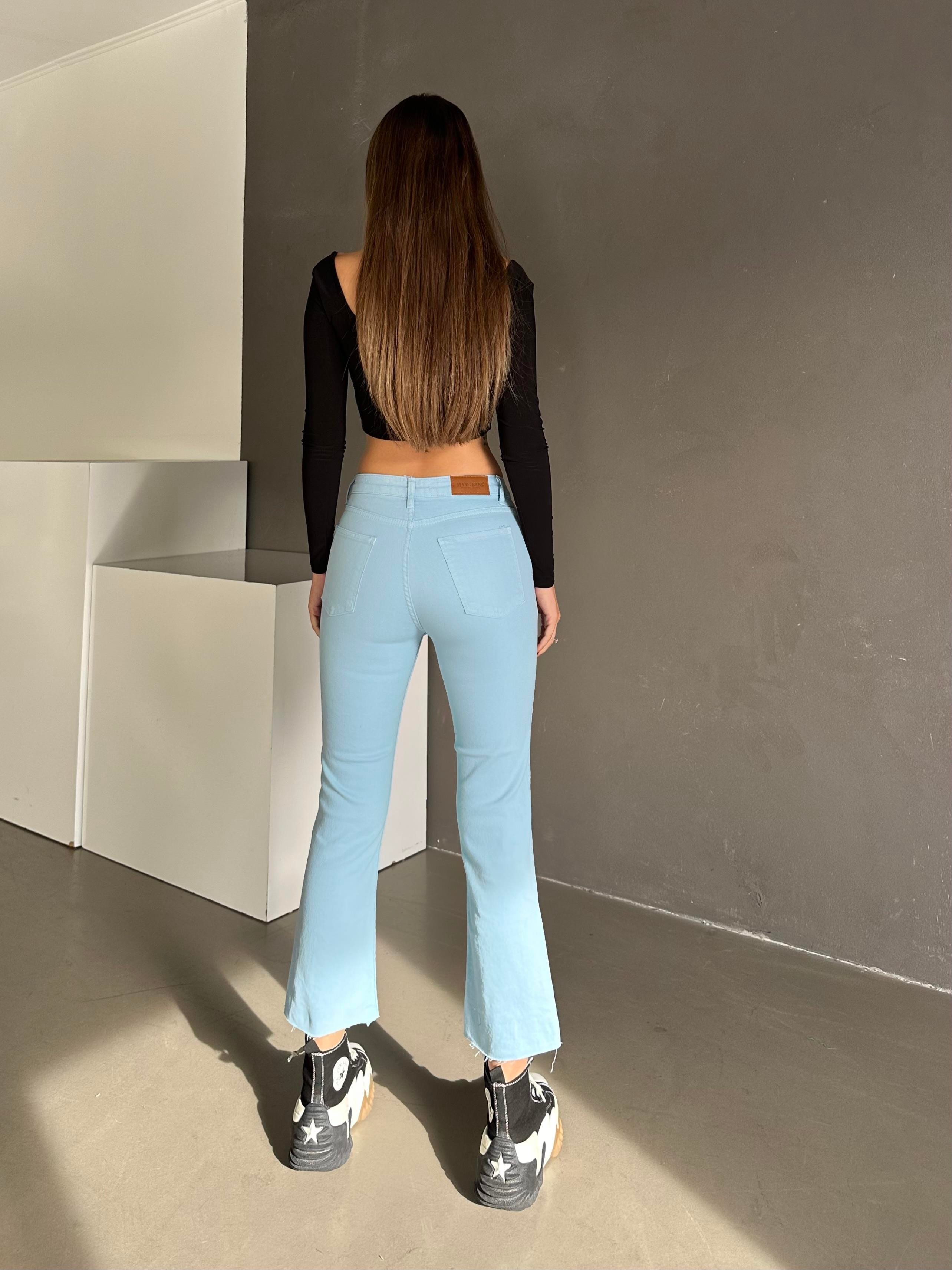 Paça Kesik Midi Likralı Jean Mavi