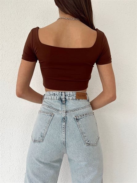 Geniş Yaka Sandy Croptop Kahverengi