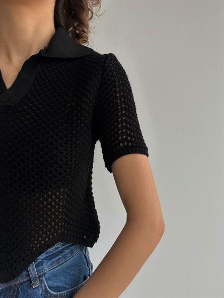 Asimetrik Polo Yaka Delikli Crop Siyah