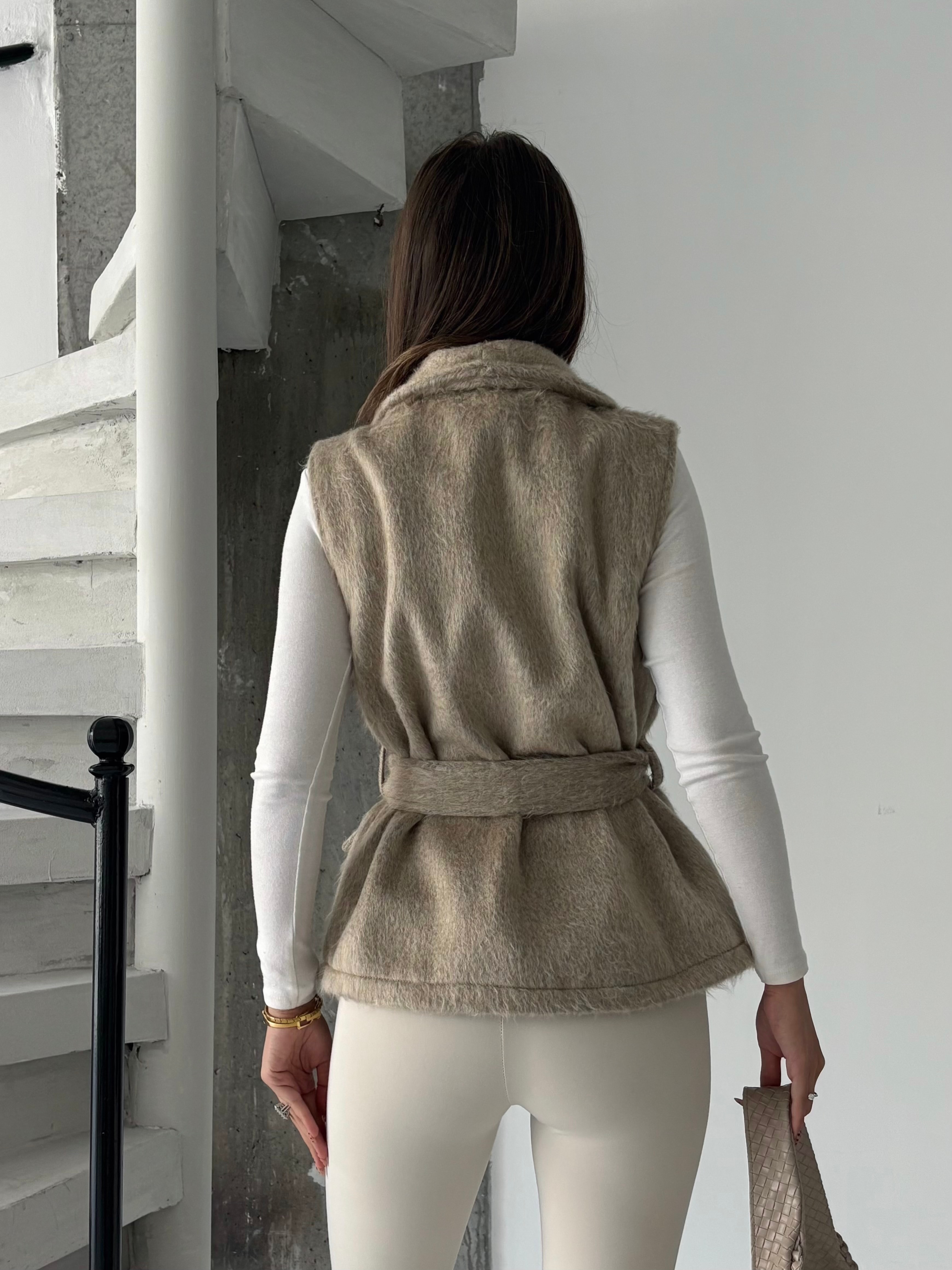 Kırçıllı Kuşaklı Yelek - Bej