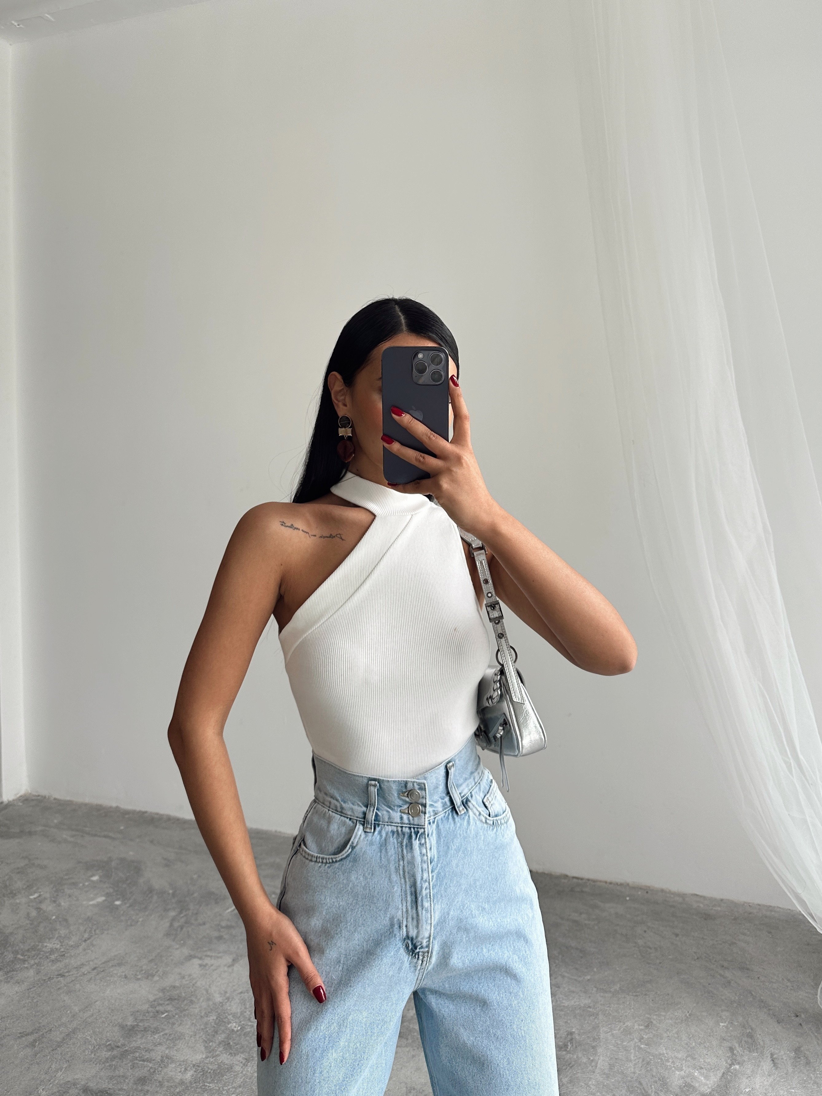 Zen Fitilli Asimetrik Bodysuit Beyaz