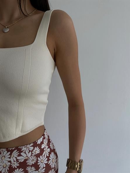 Triko Korse Crop Krem