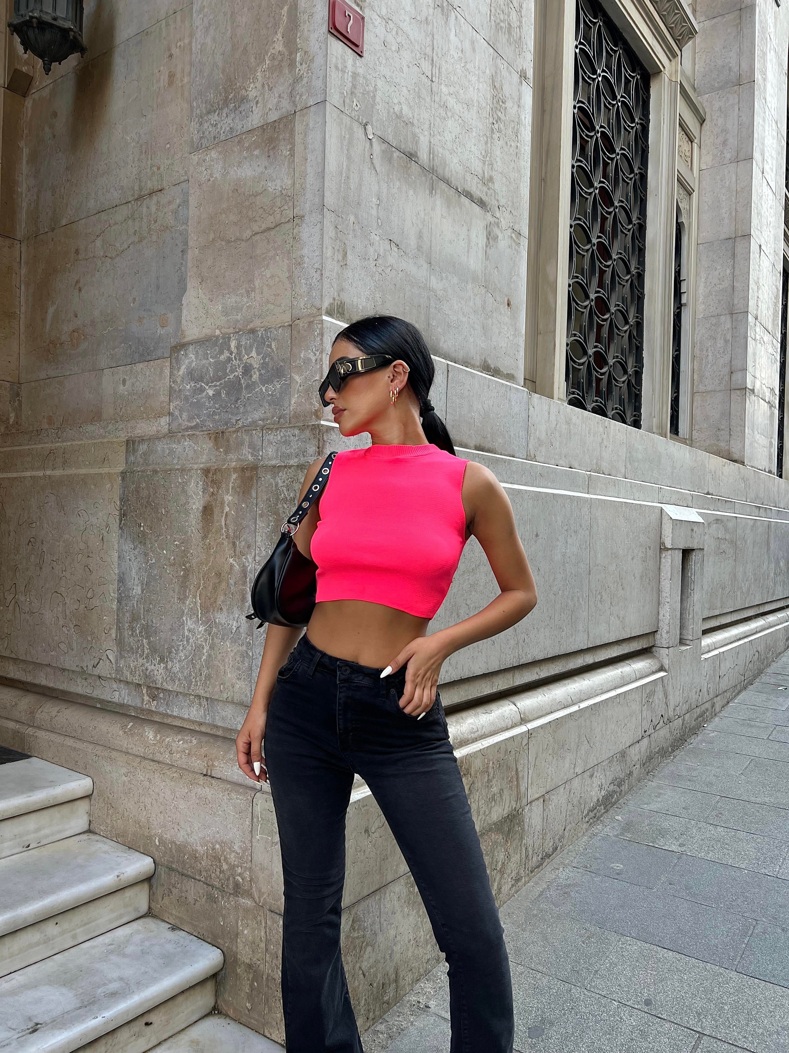 Dik Yaka Kolsuz Triko Bluz Neon Pembe