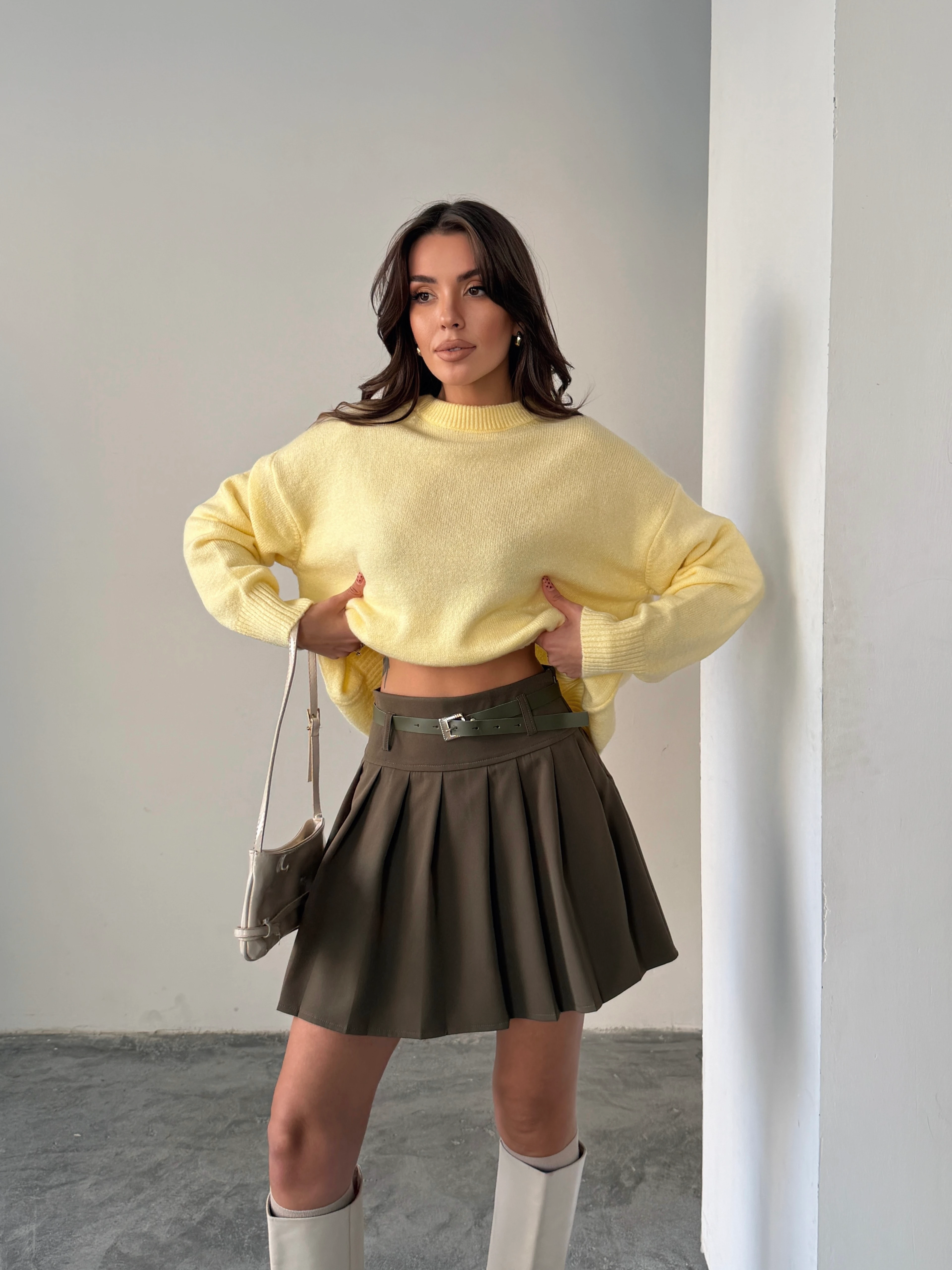 Kemerli Pileli Mini Etek - Haki Yeşil