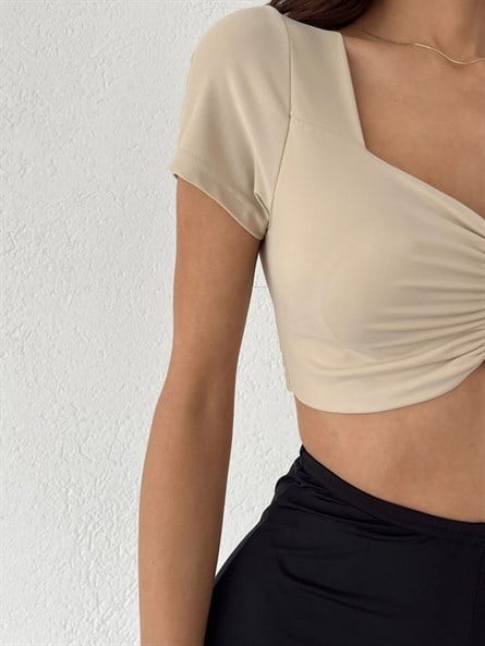 Drapeli Kalp Yaka Crop Bej