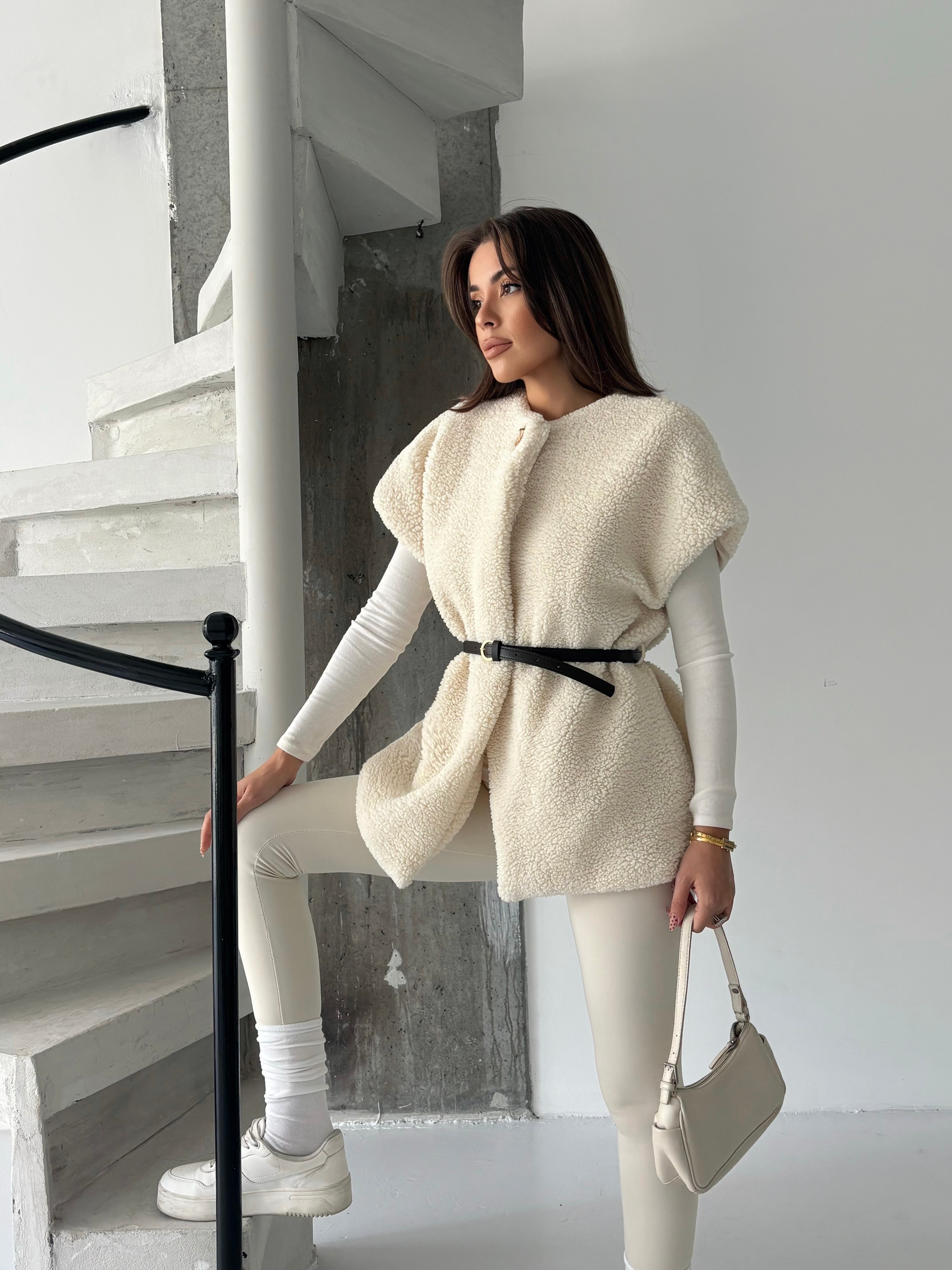 Kemerli Kürk Yelek - Ekru