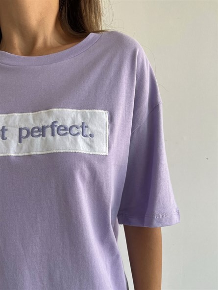 Not Perfect İşleme Oversize Basic Lila-Beyaz