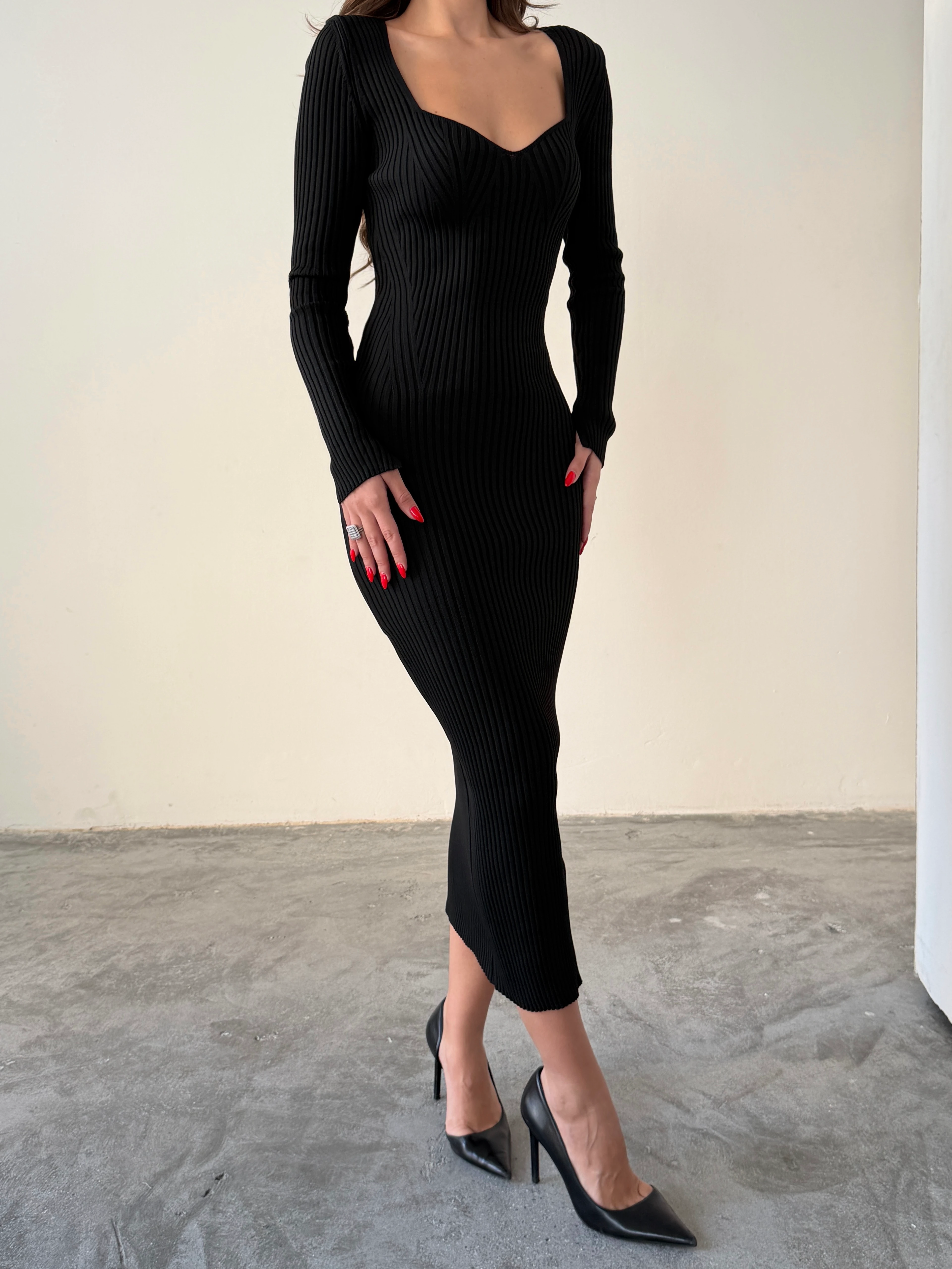 Kalp Yaka Fitilli Triko Elbise