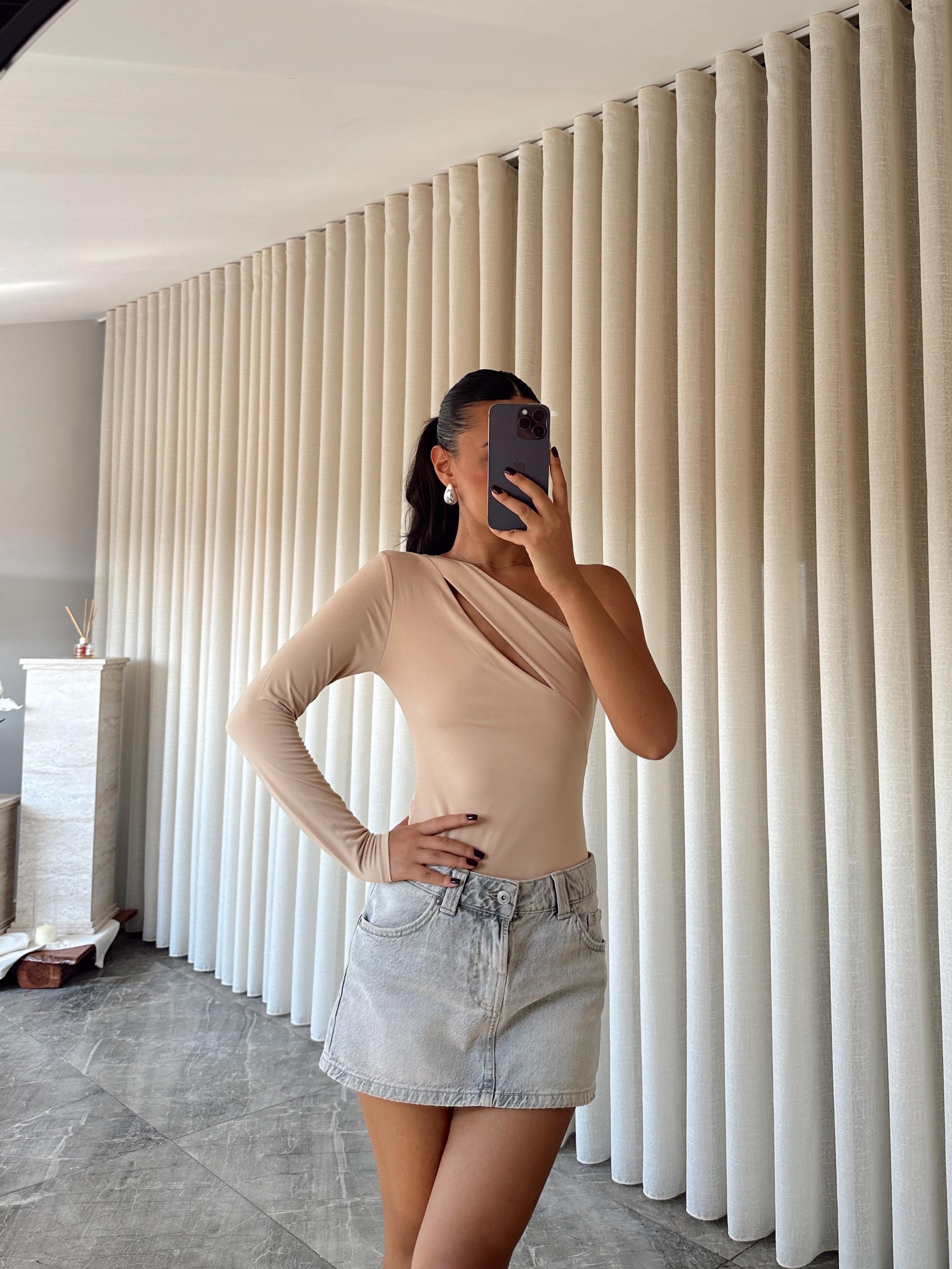 Sabrina Tek Kol Bodysuit Bej