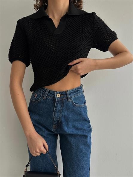 Asimetrik Polo Yaka Delikli Crop Siyah