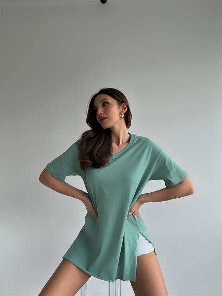 V Yaka Yan Yırtmaç Oversize Basic Mint