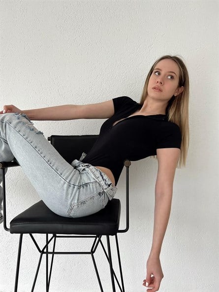 Fermuarlı Dik Yaka Sandy Bodysuit Siyah