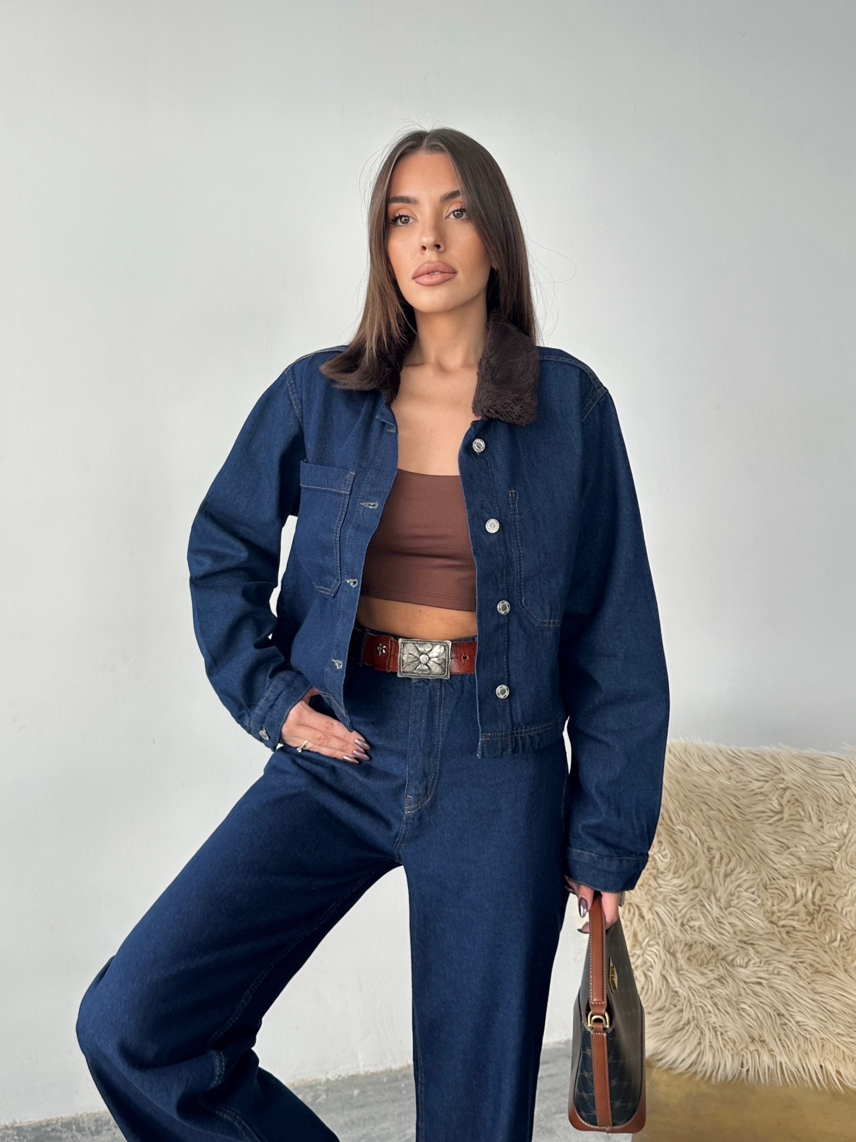 Yakası Kürklü Denim Takım