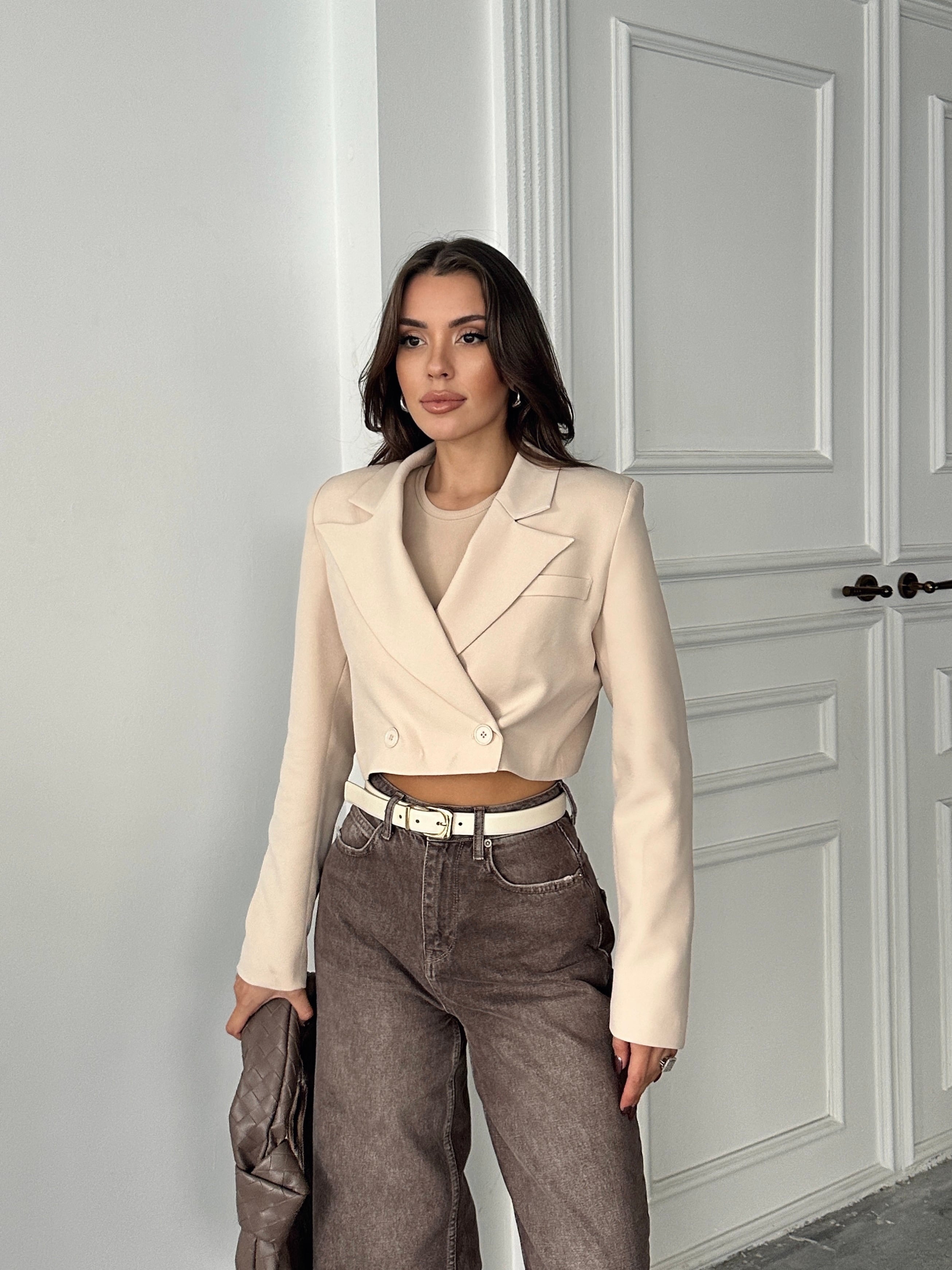 Çift Düğme Crop Blazer Ceket Bej