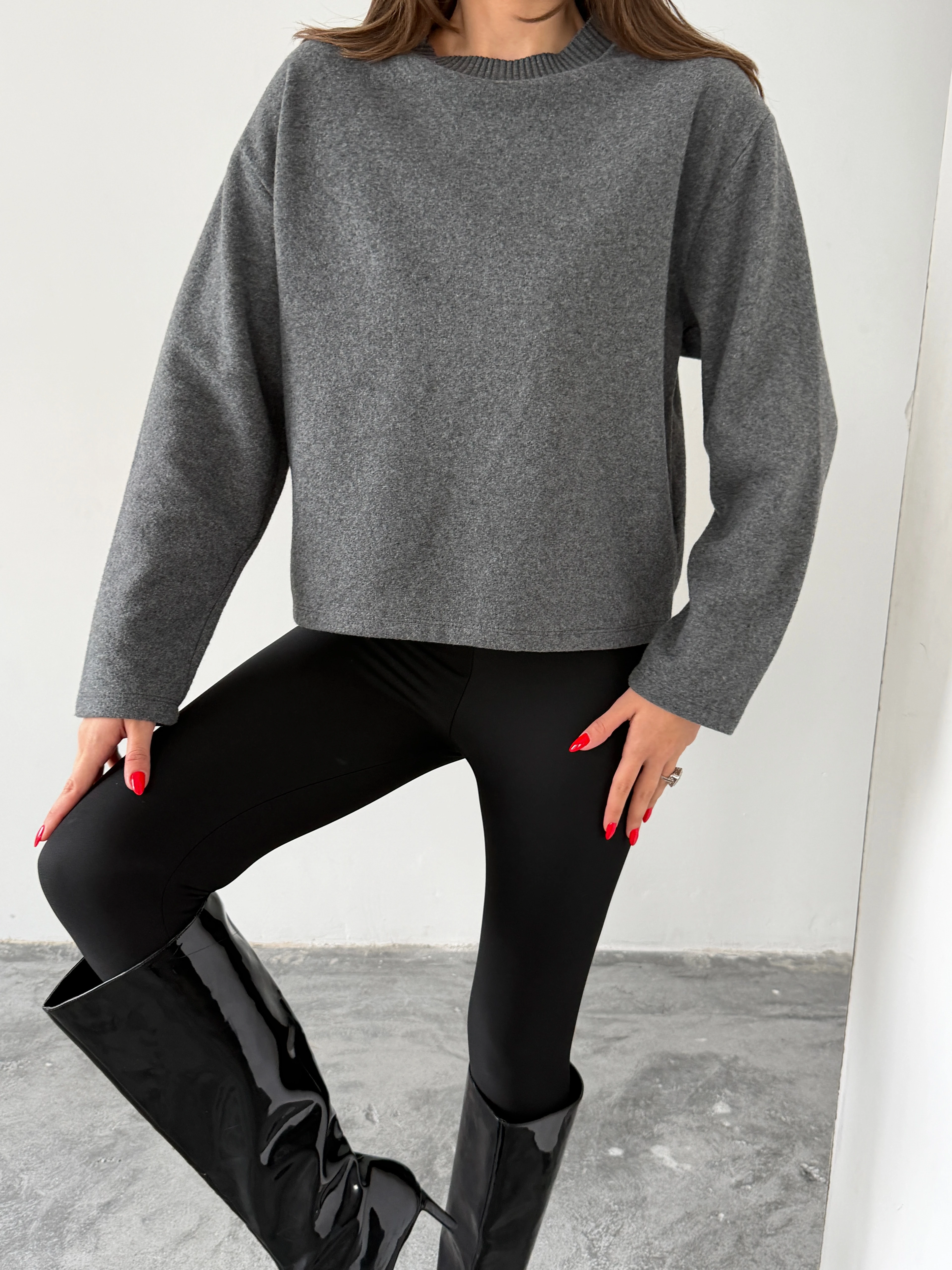 Yaka Ribana Detay Sweat - Füme