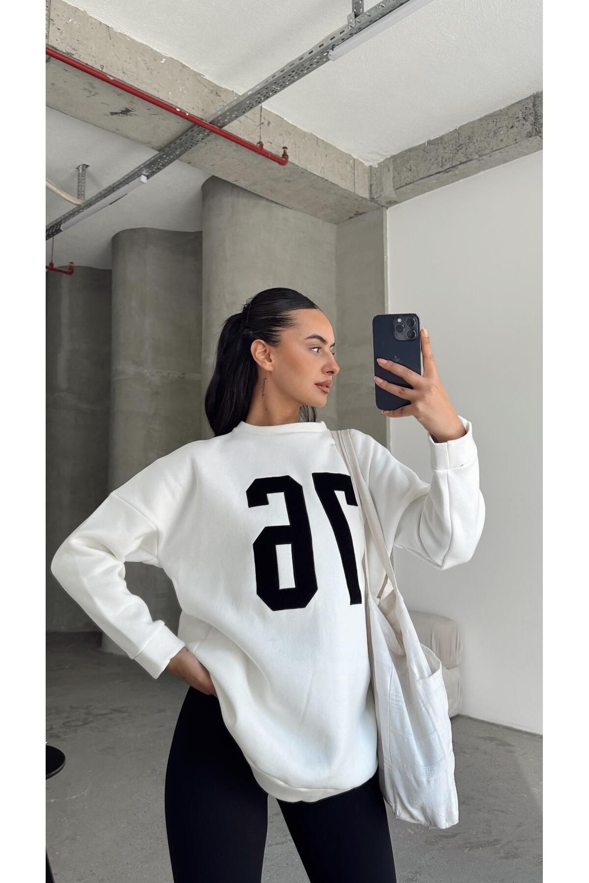 Seventy Six Baskı Sweat Beyaz