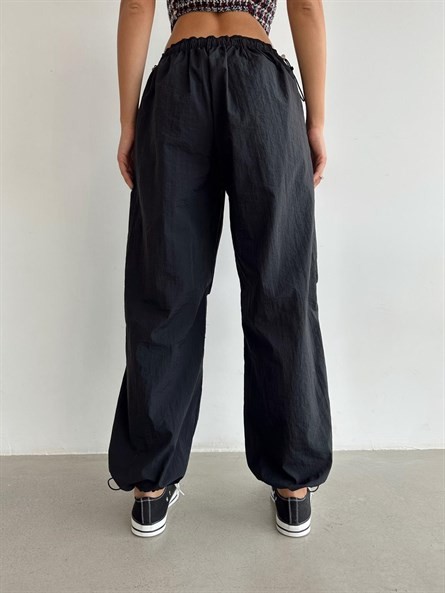 Baggy Tech Paraşüt Jogger Pantolon Siyah
