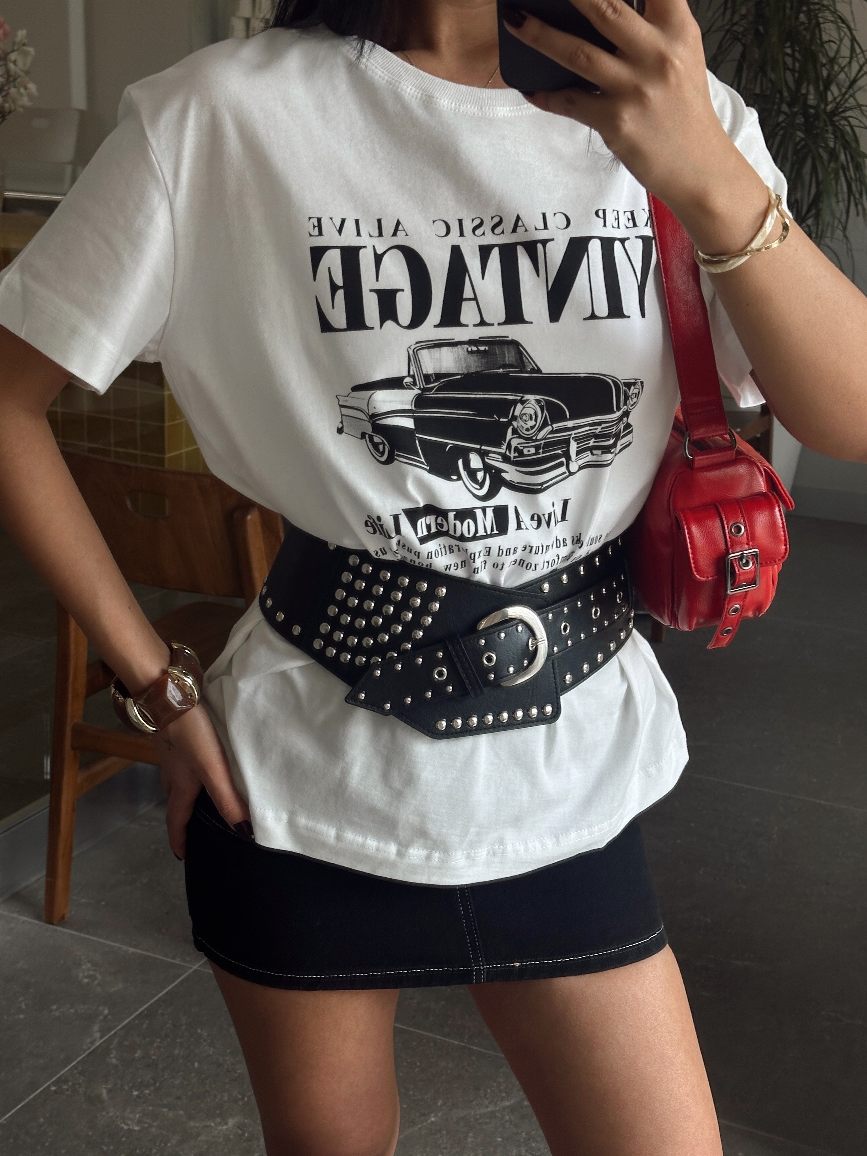 Vintage Car Baskı Basic - Beyaz
