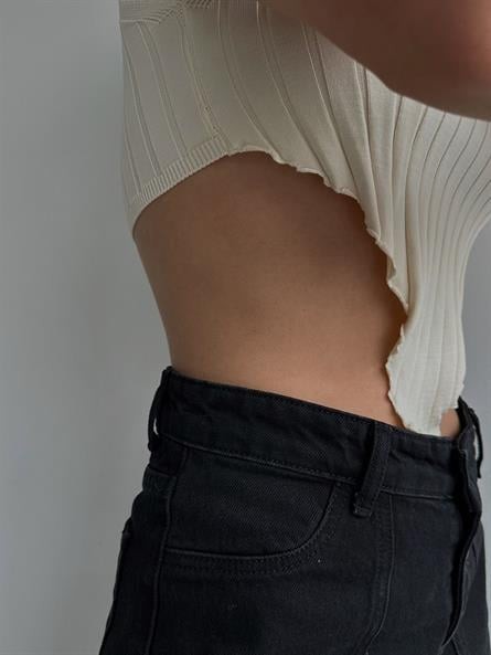 Bel Detay Balıkçı Crop Krem