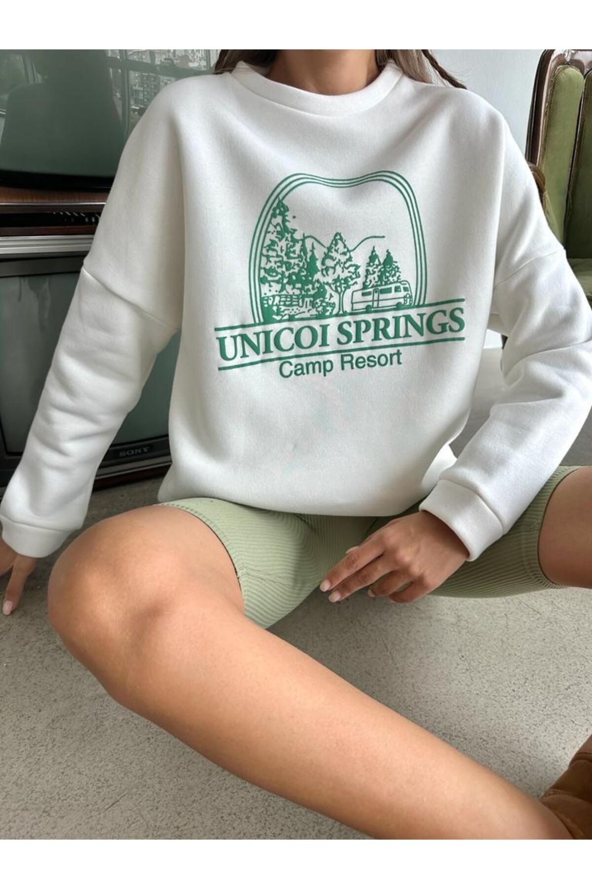 Unicoi Springs Üç İplik Oversize Sweat Beyaz