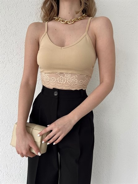 Sırt Dantel Detay Askılı Crop Bej