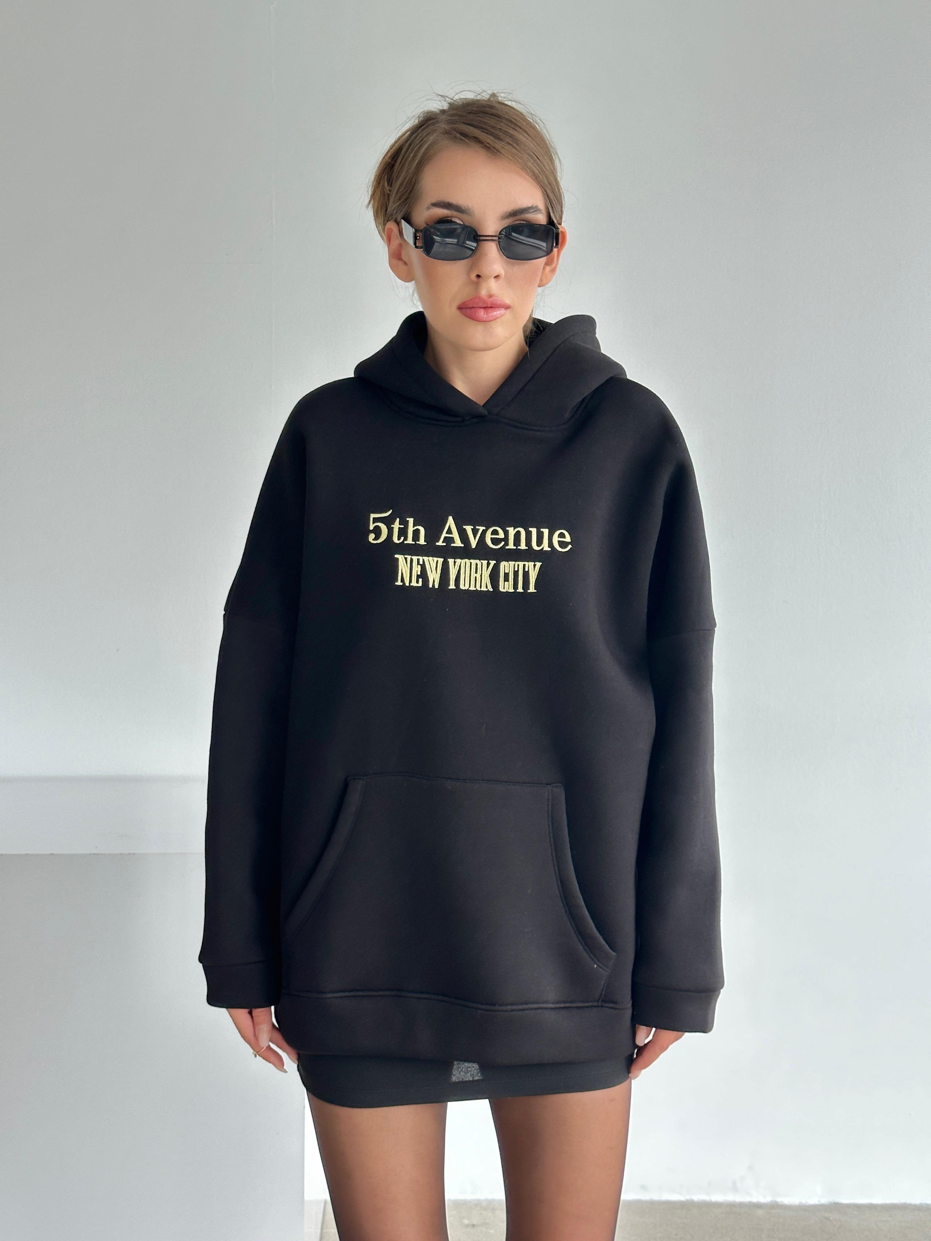 Nakışlı Kapüşonlu Sweat Siyah