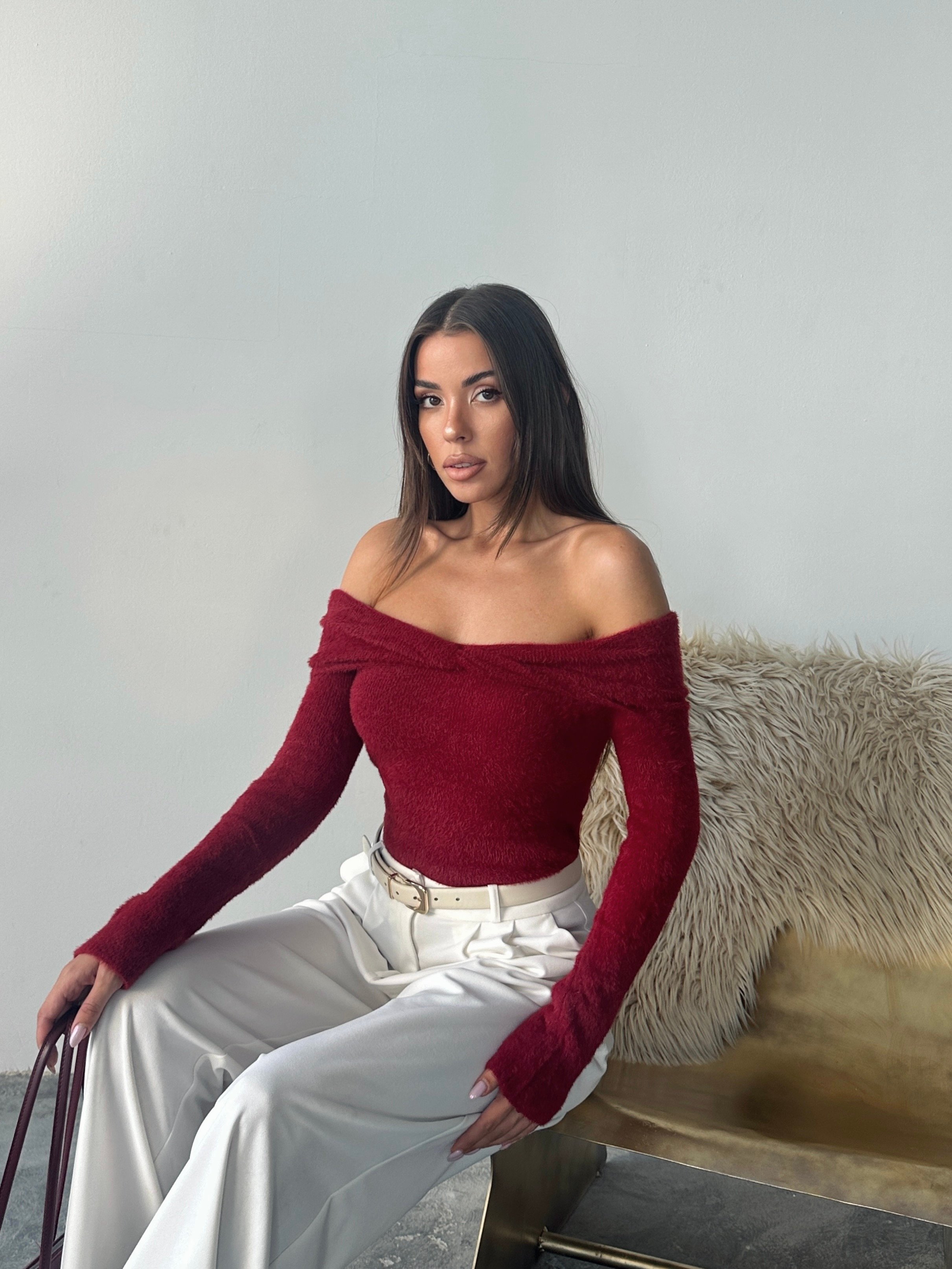 Açık Omuz Peluş Kazak - Bordo