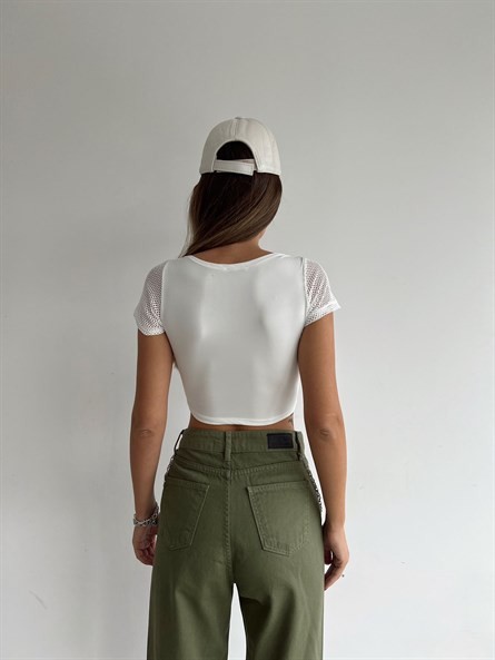 Pencere Detay Fileli Crop Beyaz