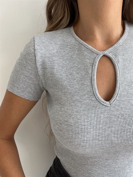 Boyun Dekolte Fitilli Basic Gri