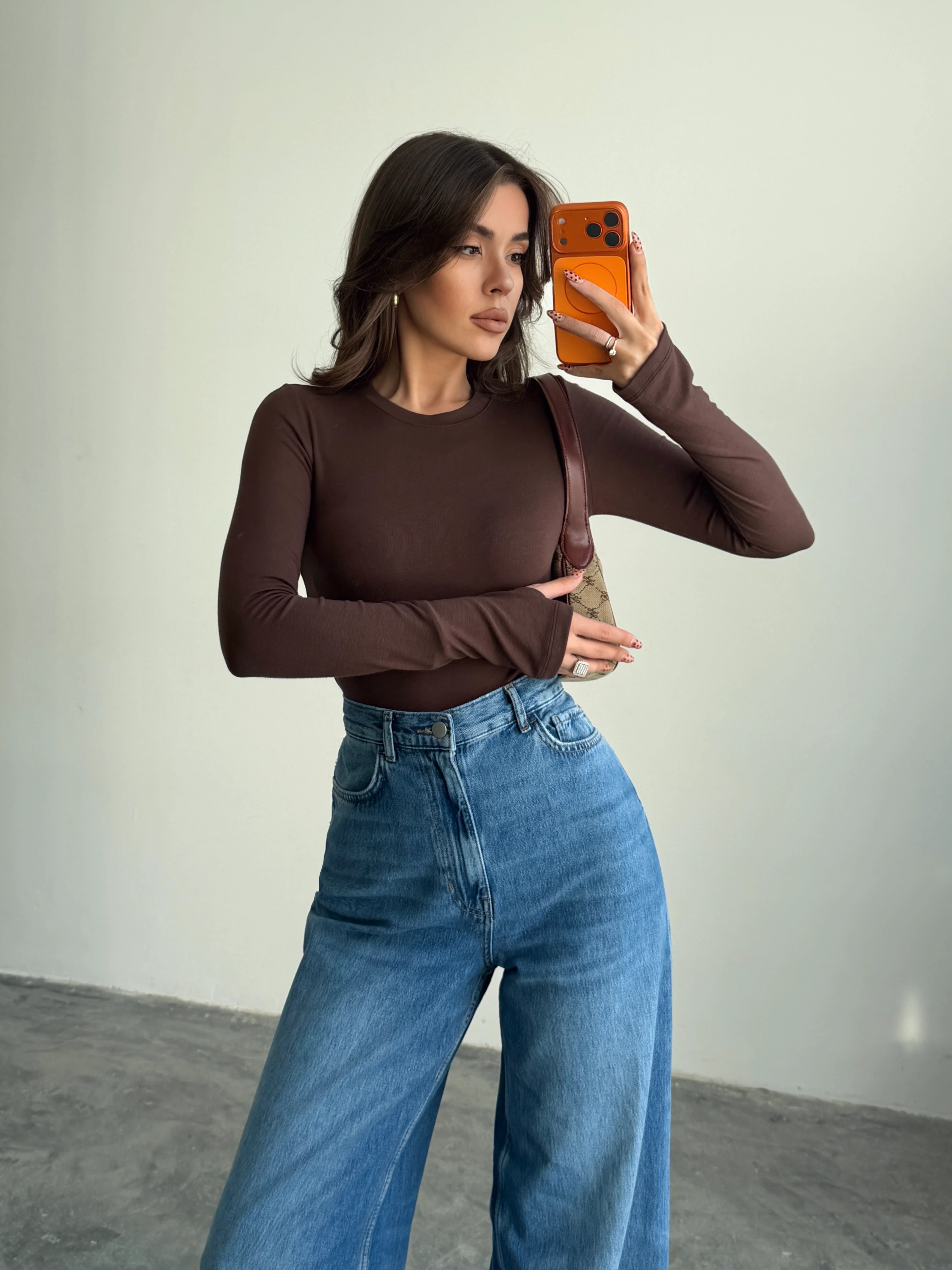 Parmak Geçirmeli Bluz