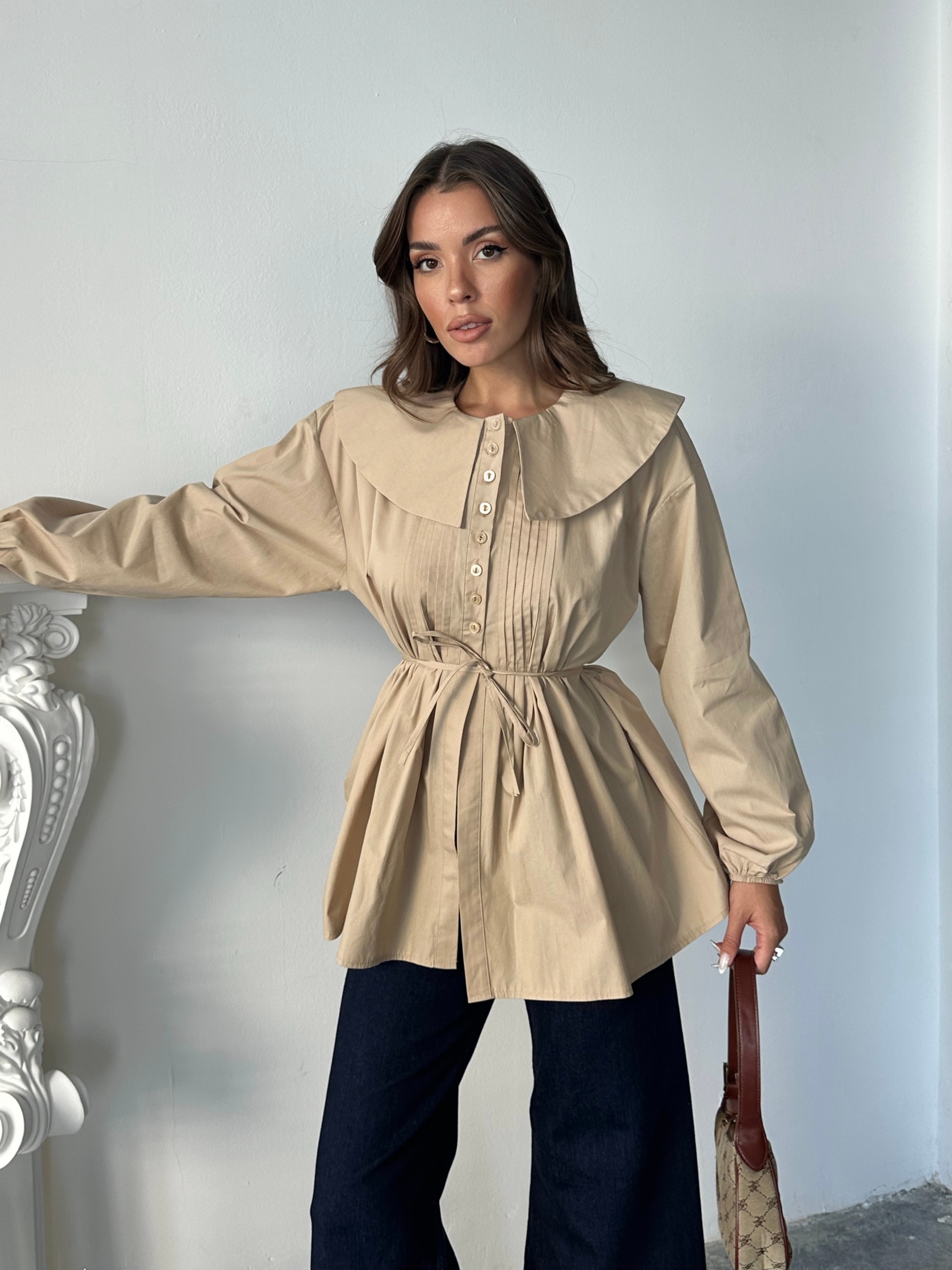 Geniş Yaka Poplin Gömlek - Bej