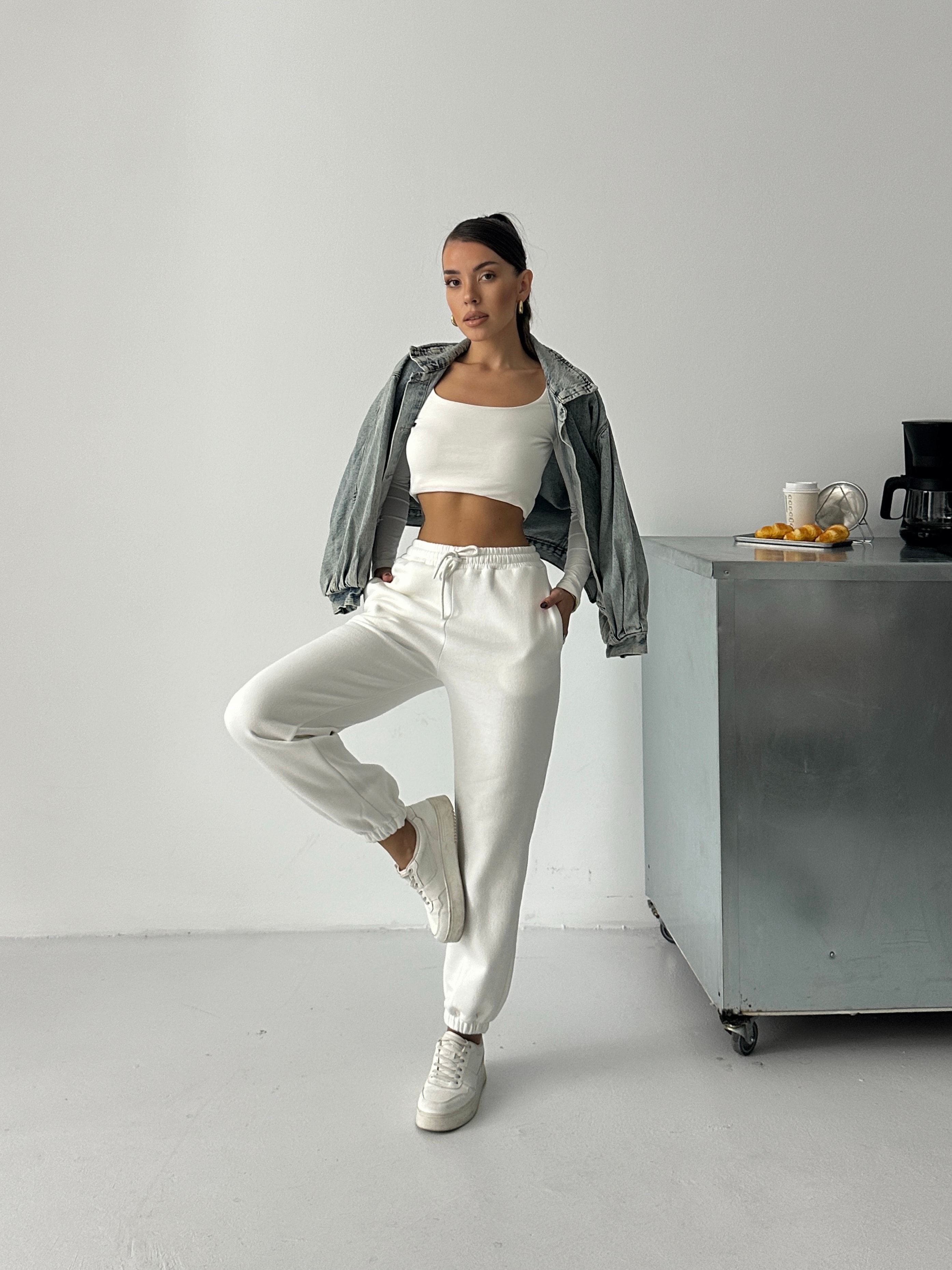 Bel Lastik Jogger Eşofman Beyaz
