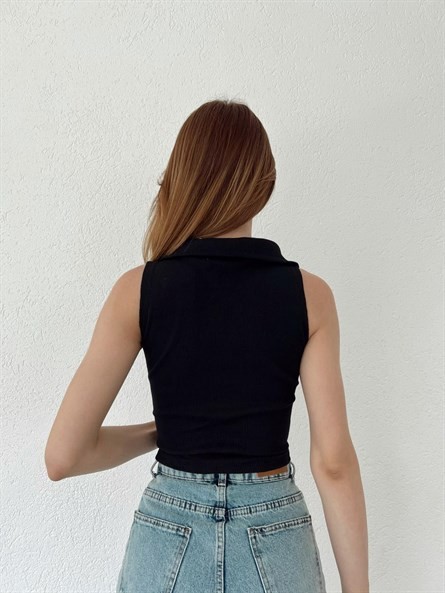 Polo Yaka Ön Büzgü Crop Siyah