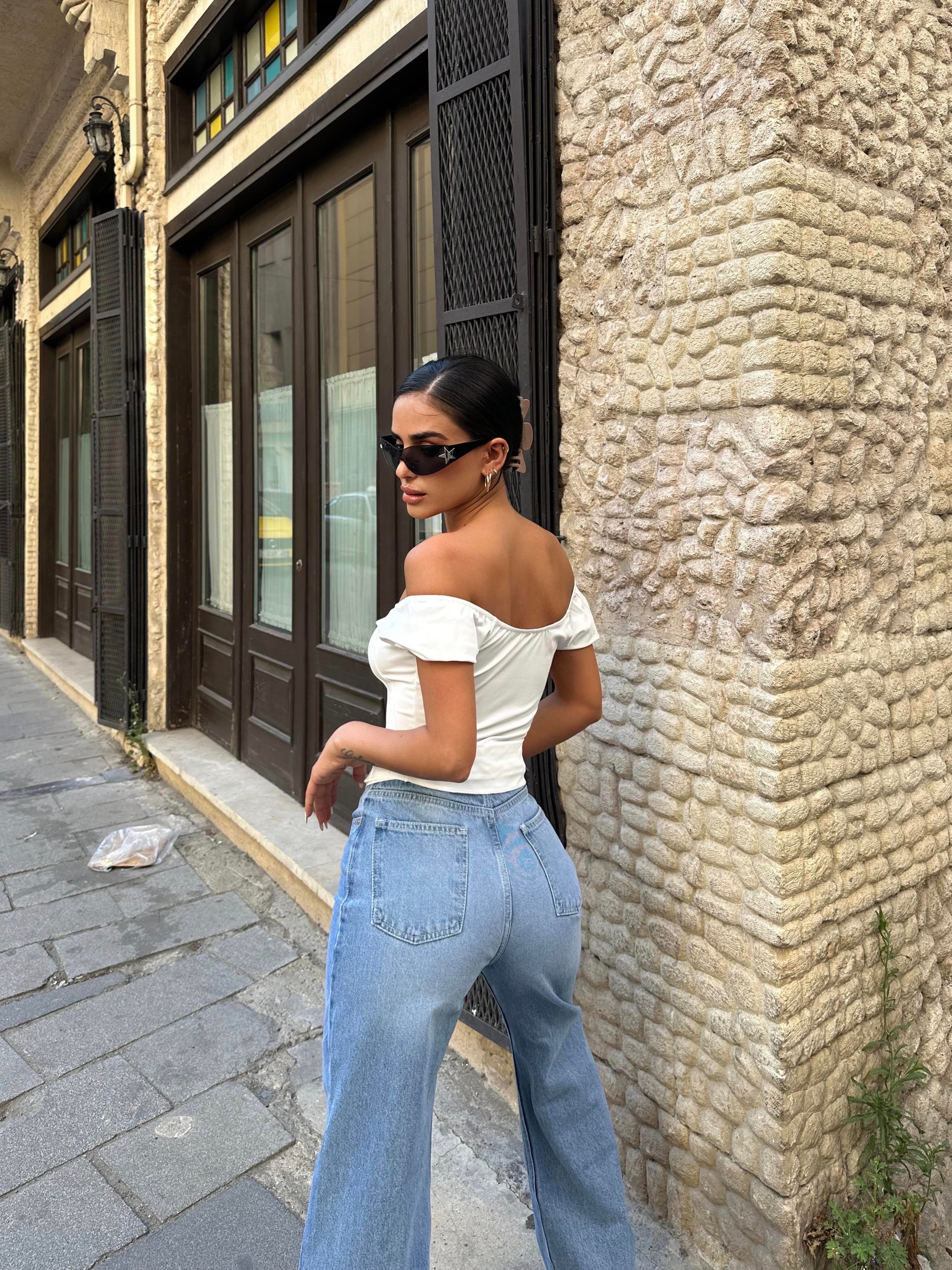 Önü Bağcıklı Tarz Crop Beyaz