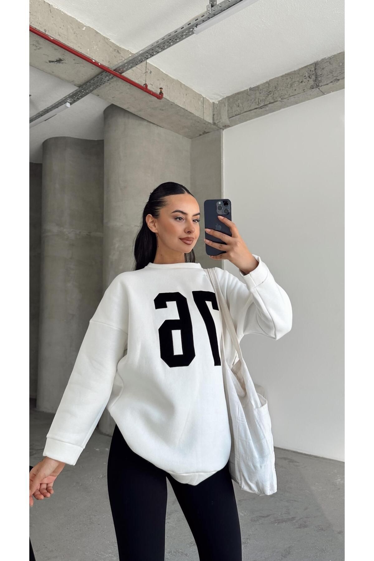 Seventy Six Baskı Sweat Beyaz