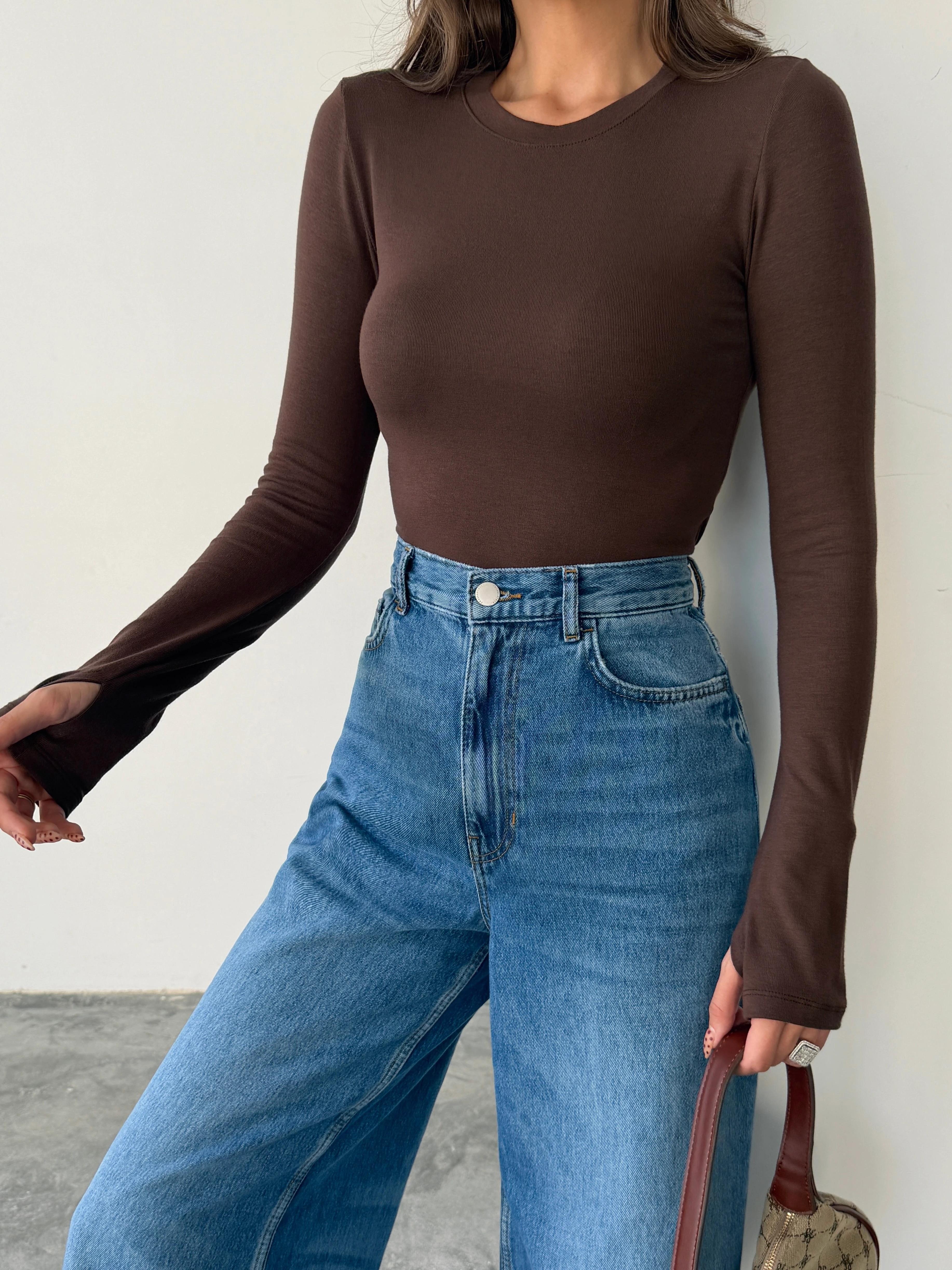 Parmak Geçirmeli Bluz