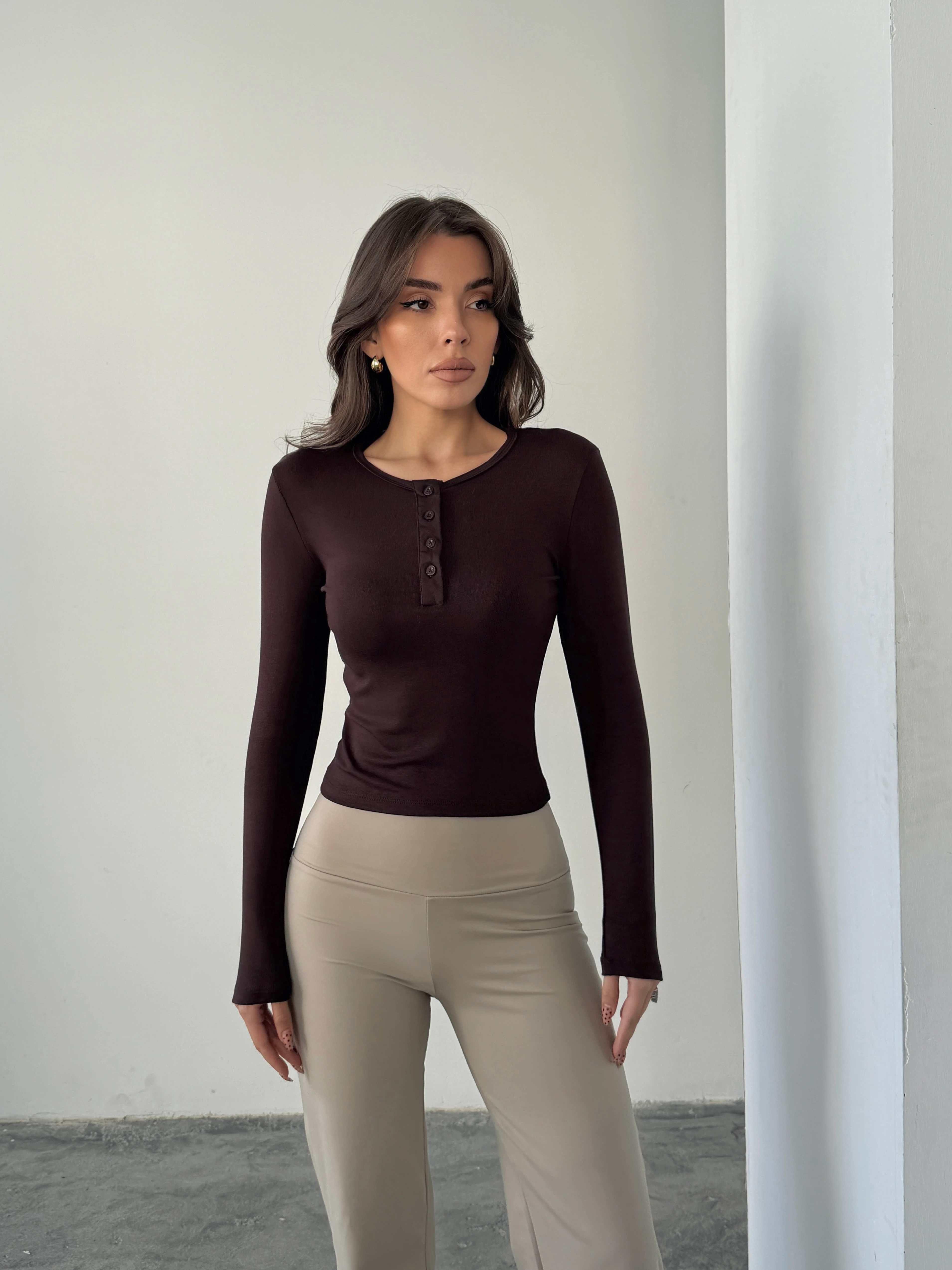 Yarım Düğmeli Bluz - Kahve