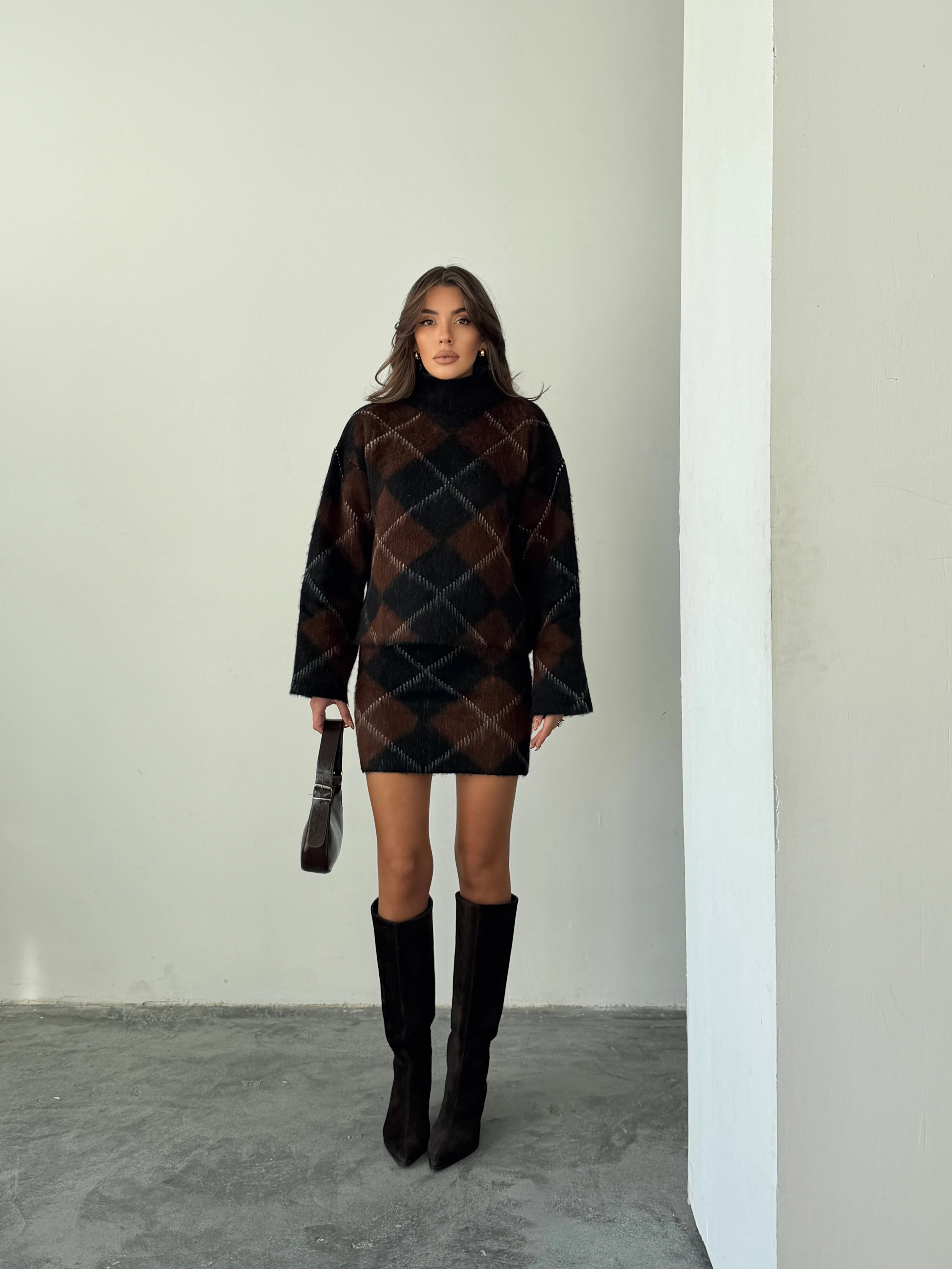 Baklava Desenli Etekli Triko Takım 