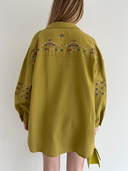 Etnik Nakışlı Oversize Gömlek Yağ Yeşili