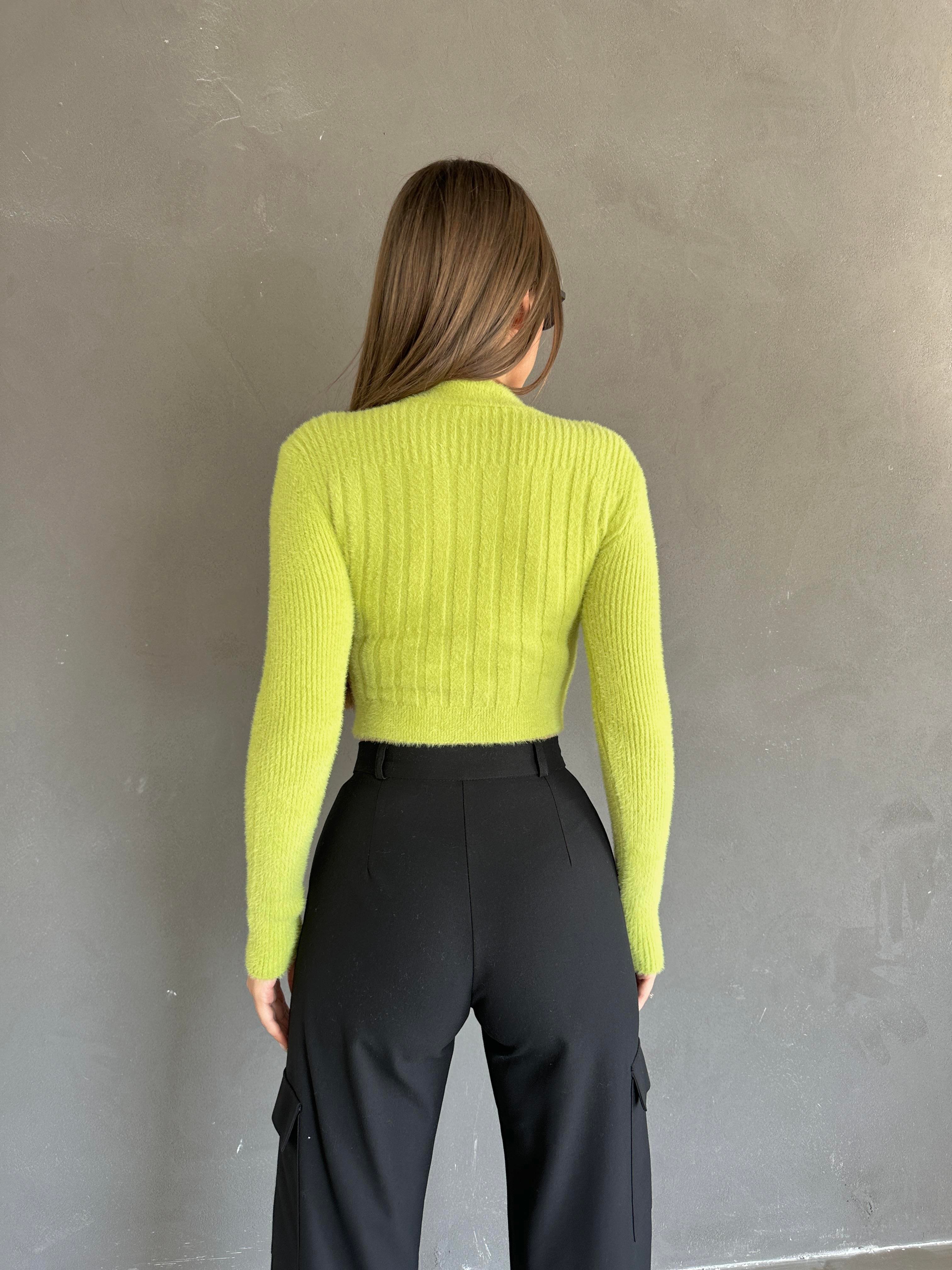 Long Sleeve Yumoş Kazak Fıstık Yeşili